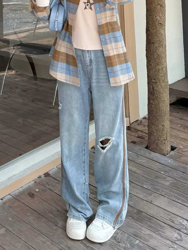 抜け感カジュアルで魅了 サイドラインダメージデニム おしゃれ 大人可愛い カジュアル ラフ バイカラー トレンド Y2K 脚長 体型カバー 大きいサイズ 韓国 CH11599