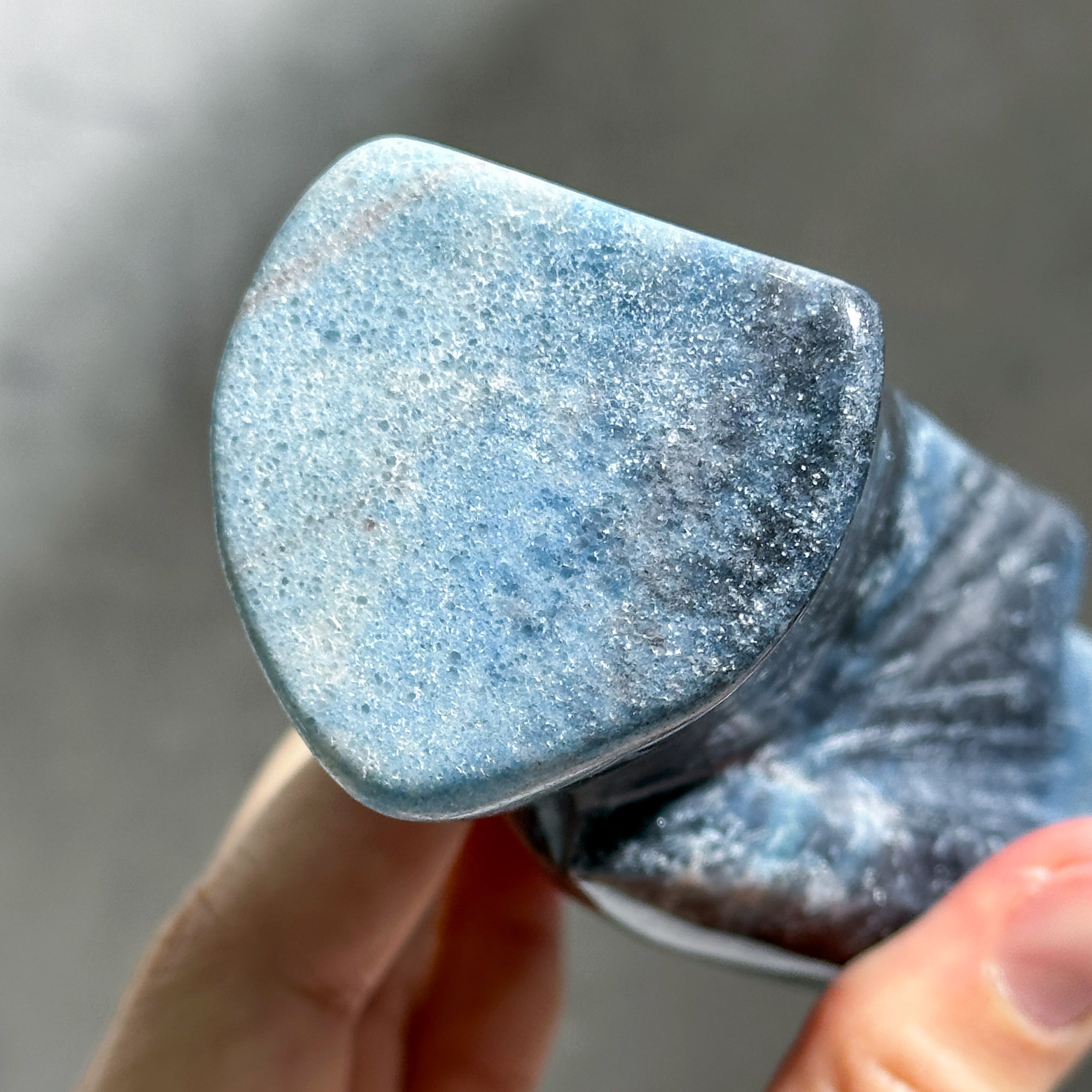 トロレアイトインクォーツ（トロール石） エンジェル61◇Trolleite in