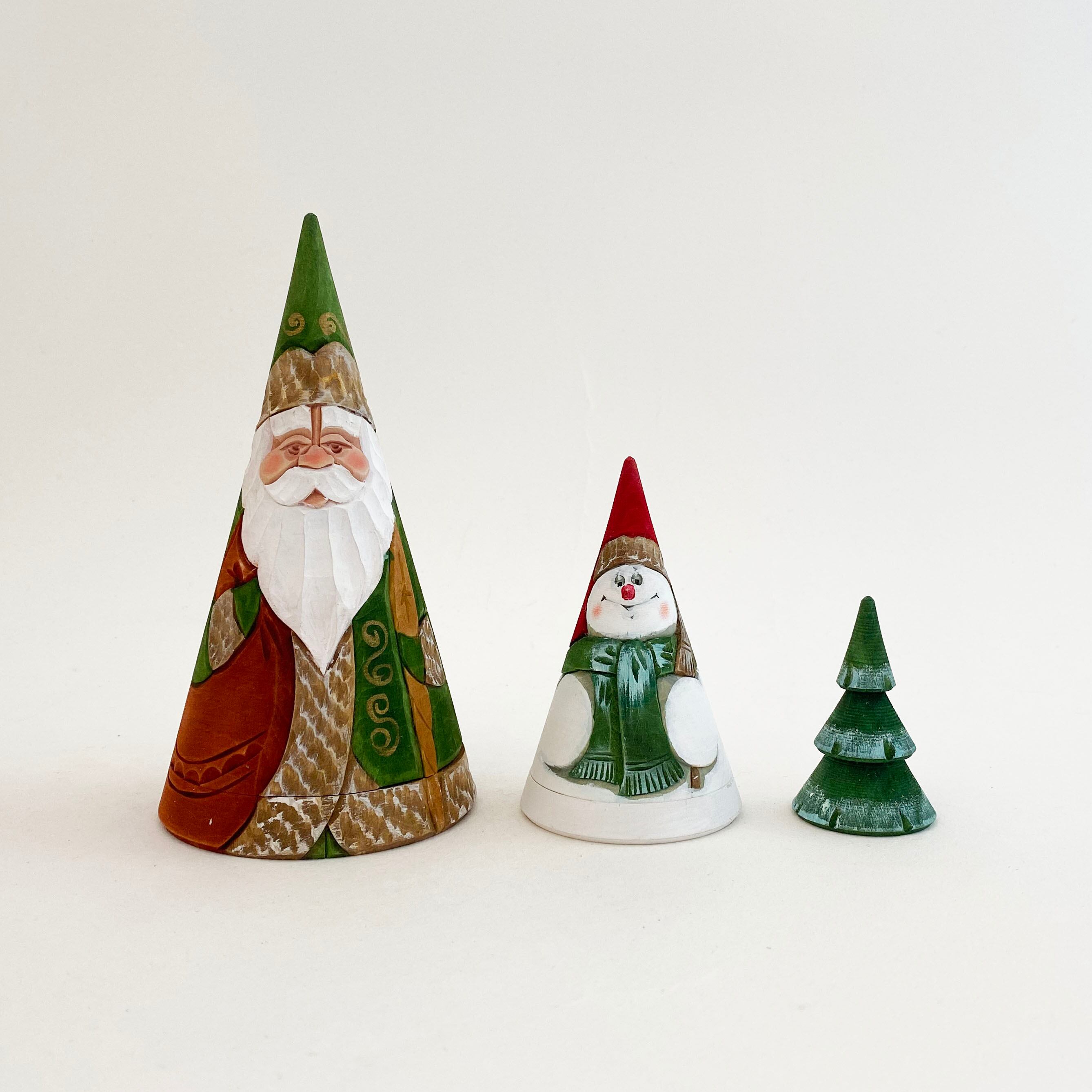 サンタ/ジェドマロース 木彫マトリョーシカ/円錐型(コブロフ工房/3個組)