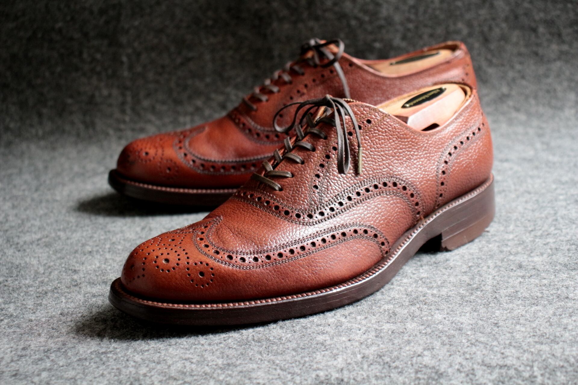 ソール/カカト新品 Allen Edmonds セミブローグ US8.5C アレンエドモンズ 8D【ブルックスブラザーズ別注/セミブローグ