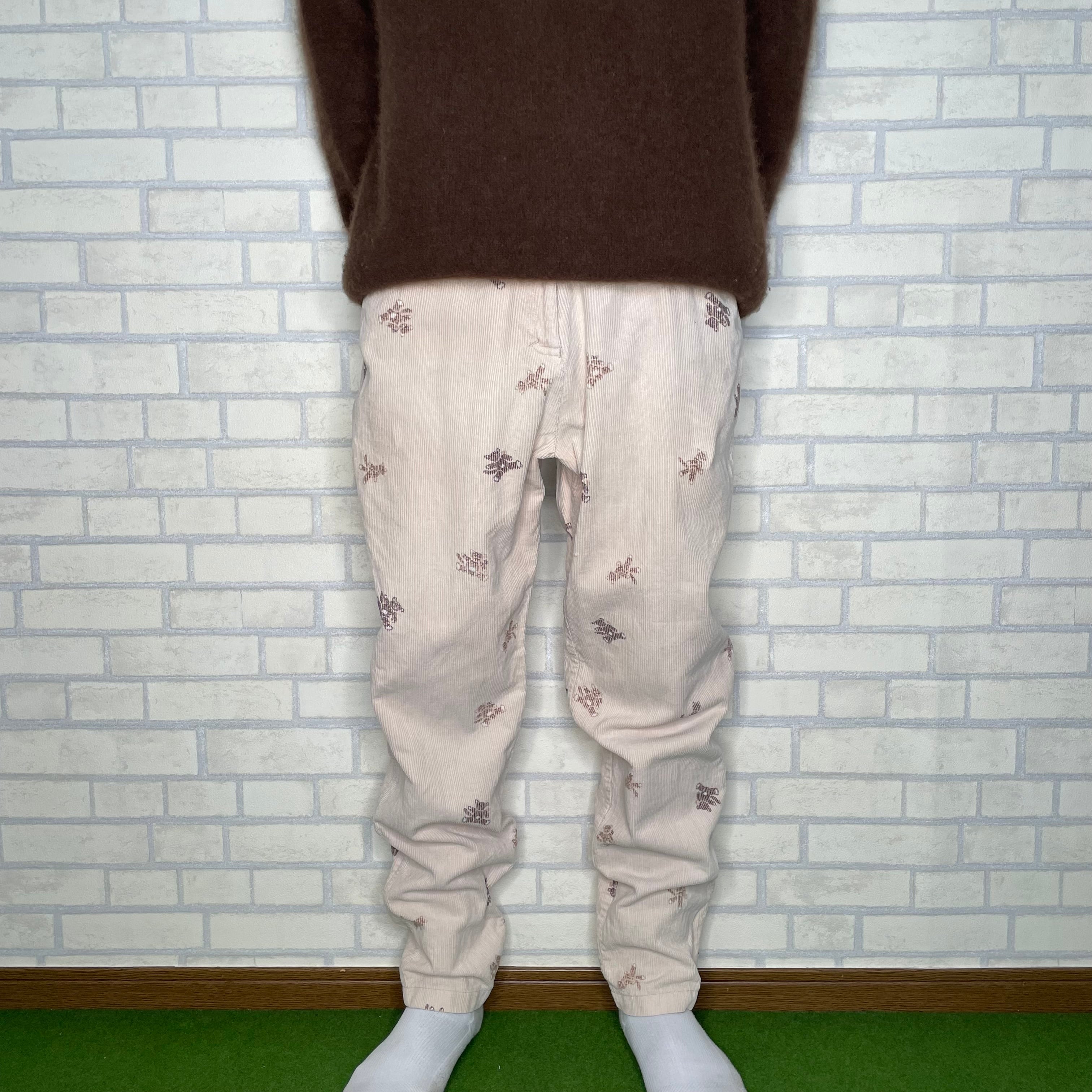 DOROTENNIS 【太畝】コーデュロイパンツ W30×L32 総柄 クマ DOROTENNIS 【太畝】コーデュロイパンツ W30×L32 総柄 クマ