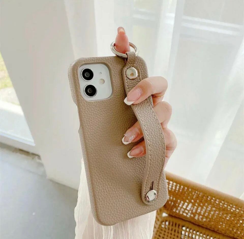 送料無料 セレブ感 おしゃれ Iphoneケース レザーカバー ベルト付き カジュアル Sr3857 Dresstiara