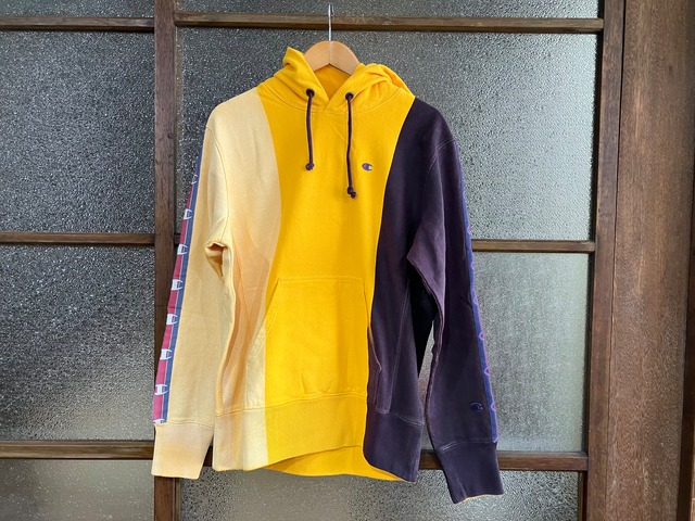 CHAMPION REVERSE WEAVE LOGO TAPE HOODIE (MULTI)