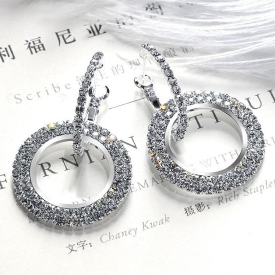 ◇新品◇シルバー☆豪華キラキラジルコニア☆リングピアス☆S925