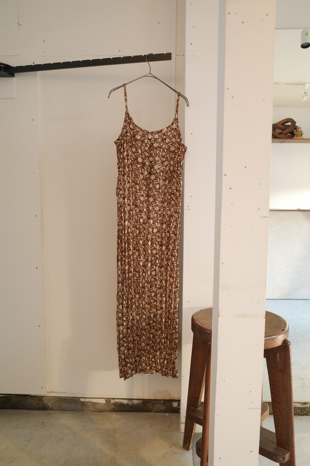 ochiba brown one-piece
