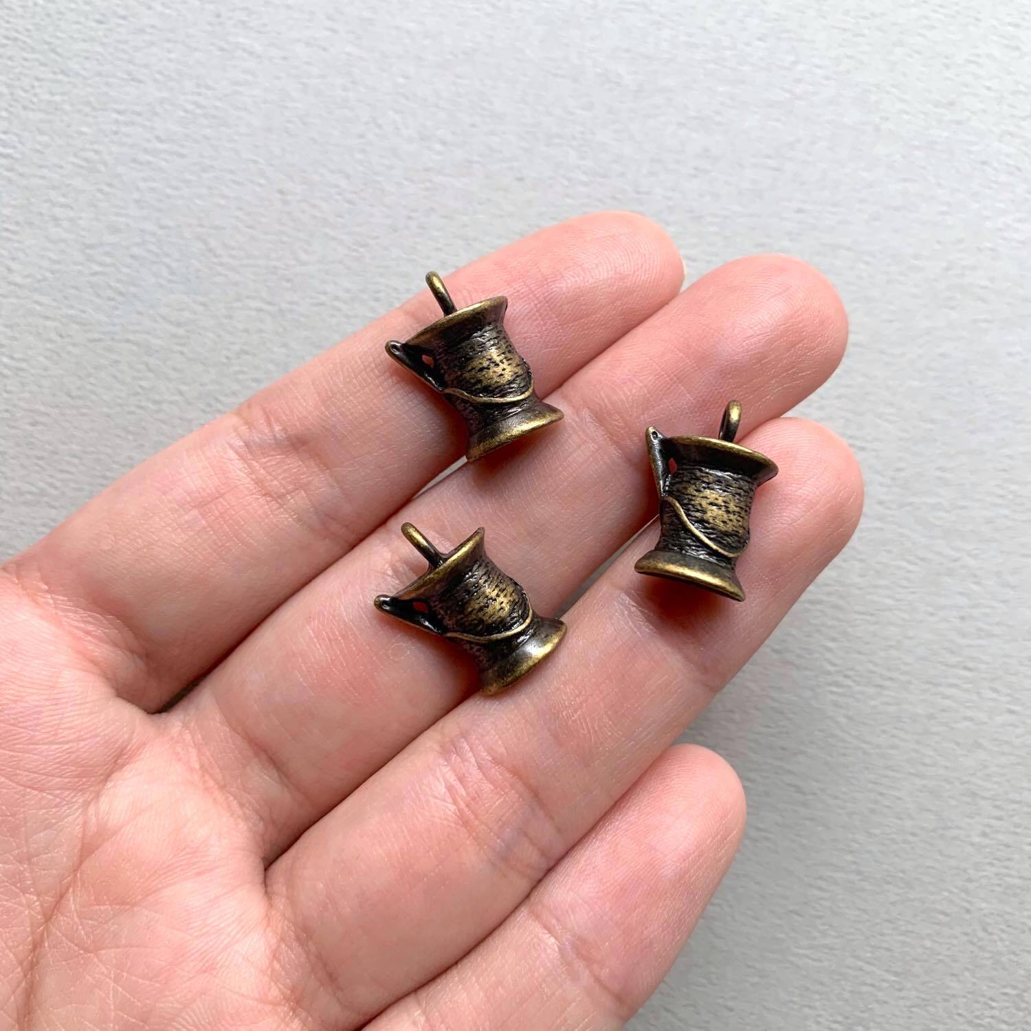 再入荷〉アンティーク風 糸巻きボビンチャーム | Dua-アクセサリー