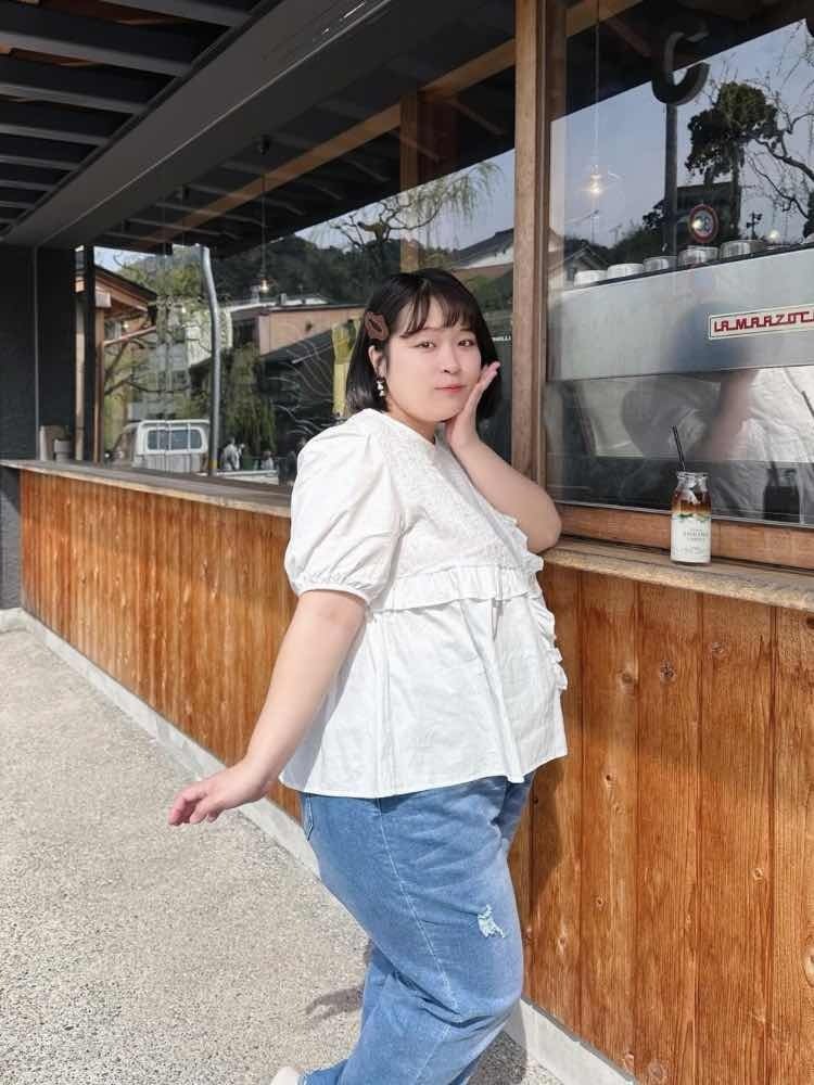 華奢見えが叶うパフ袖♡ 大人可愛いフリルギャザーブラウス 半袖 体型