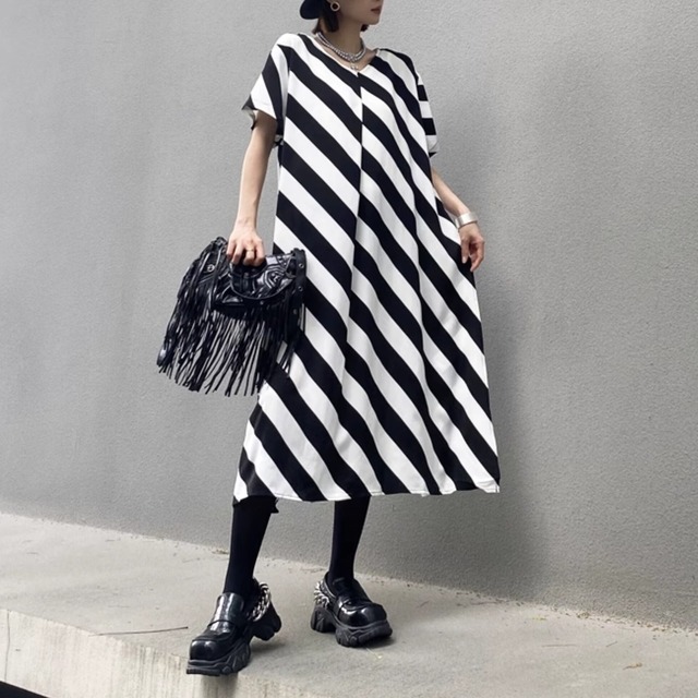 Stripe Pattern Dress 01371