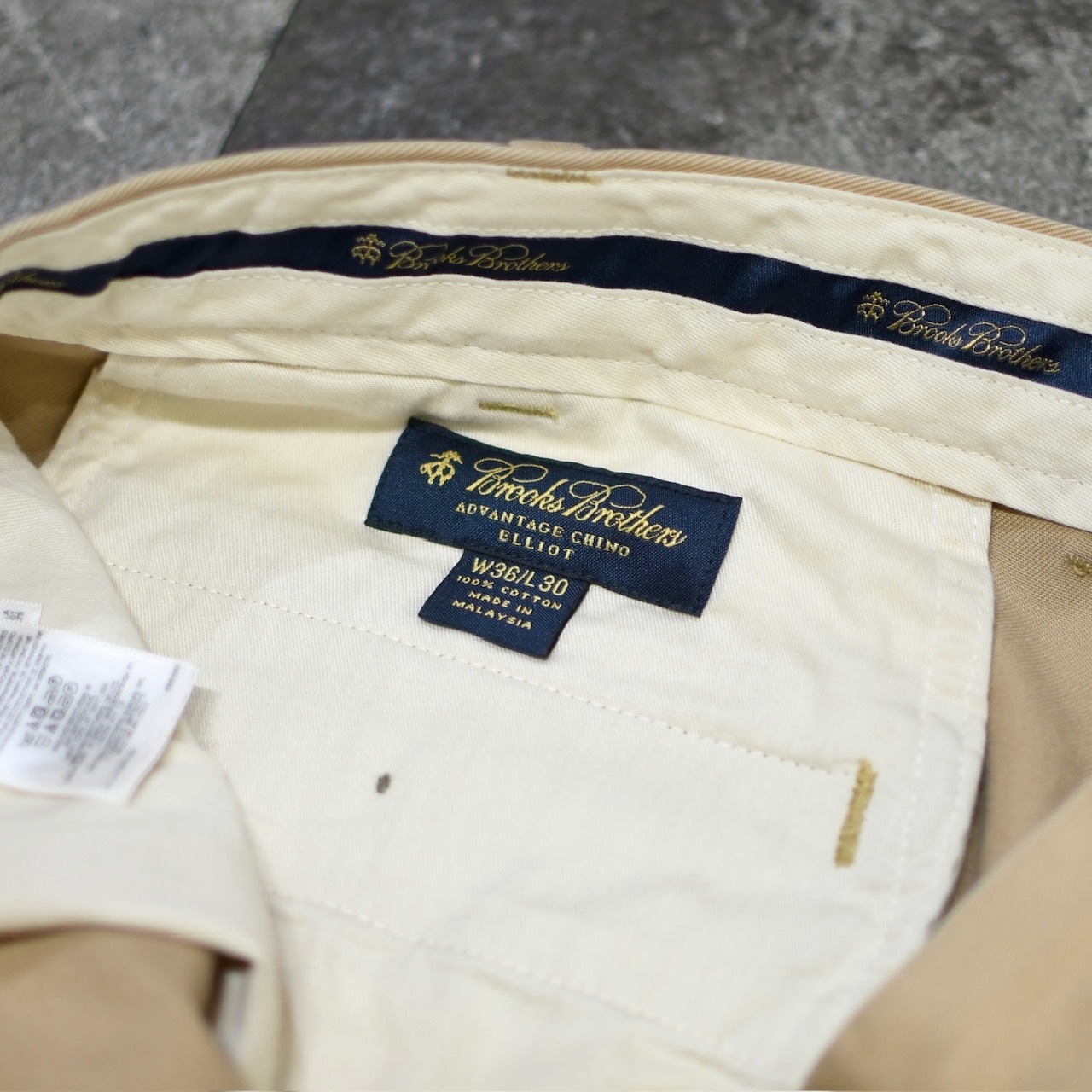 Brooks Brothers 2tuck chino pants
