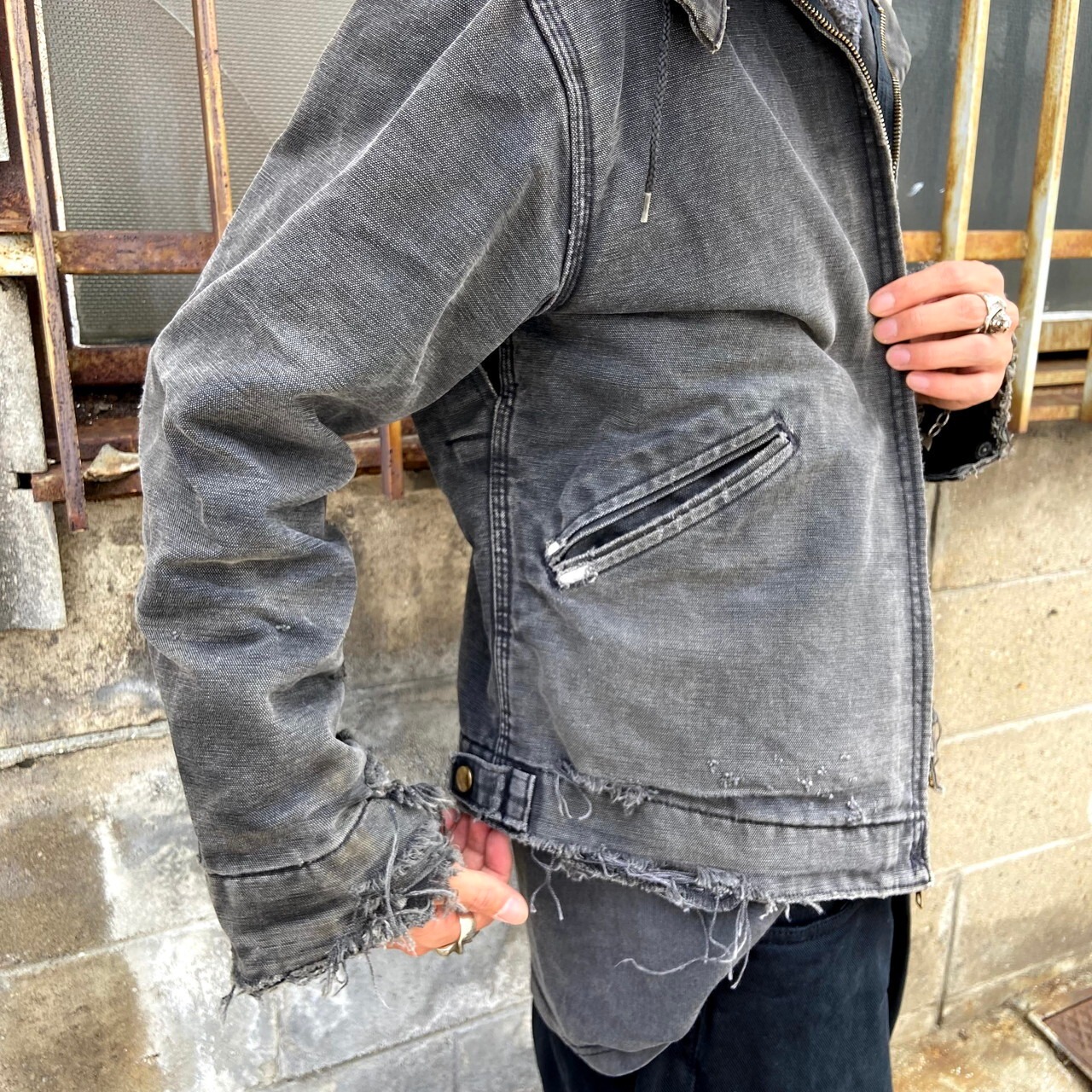 雰囲気系 Carhartt カーハート デトロイトジャケット 別売りフード付き 