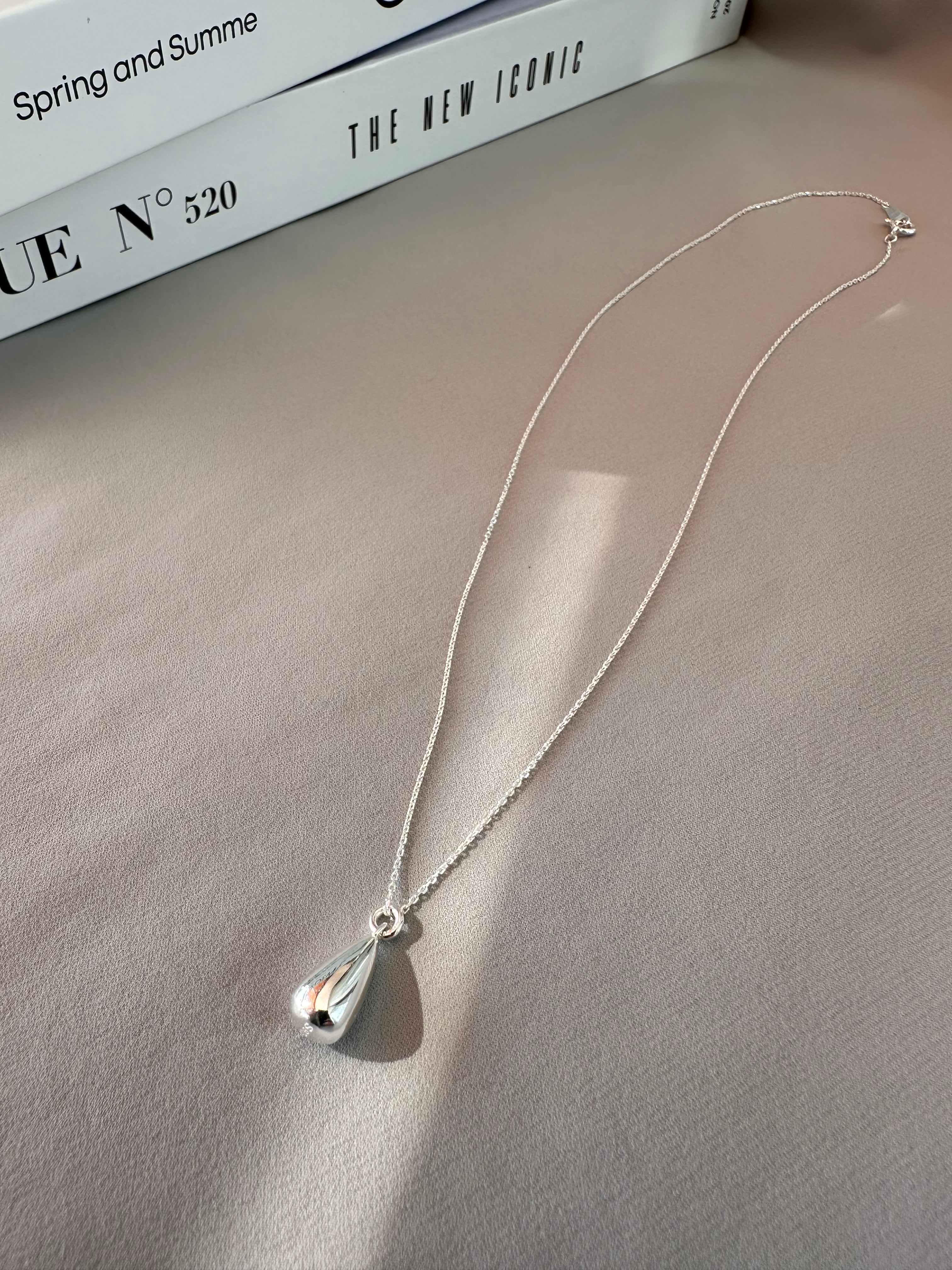 Drop necklace ◇ NS26002 | Yju
