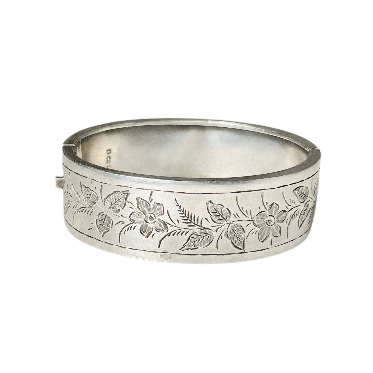 antique c1882 flower engraved silver hinge bangle