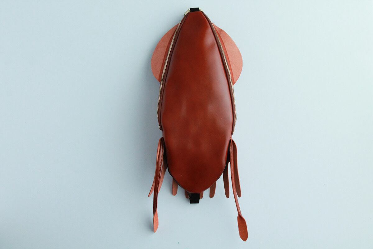 2024年9月28日20時再販予定】いかバッグ【2本足ゆらゆら】 | かばんばか 