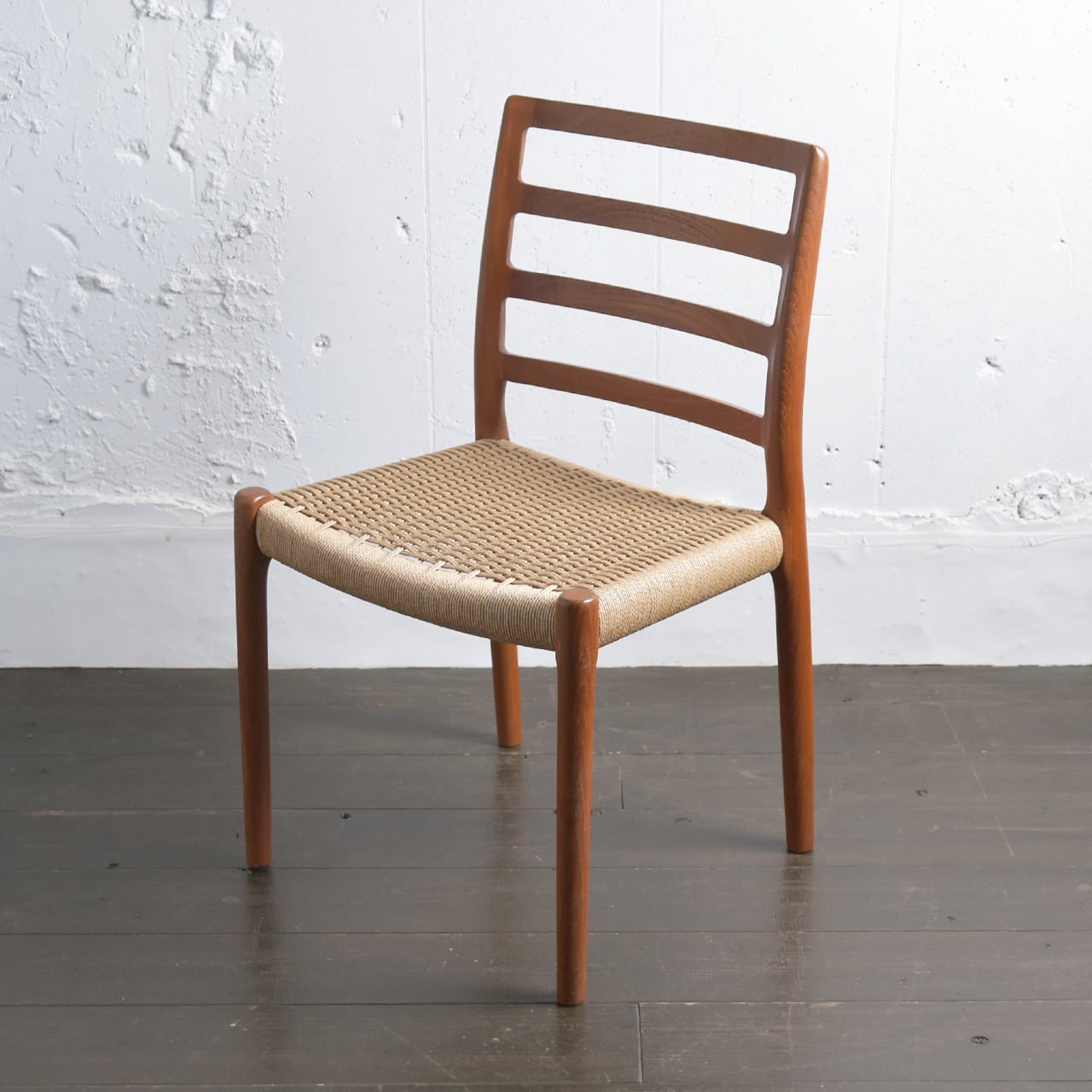 J.L.Moller Model 85 Dining Chair (Teak) / ジェイエルモラー ダイニング チェア (チーク) /  2009BNS-013 | BANSE - アンティーク・ヴィンテージ家具・雑貨・食器・オブジェ・フラワーベースの専門店
