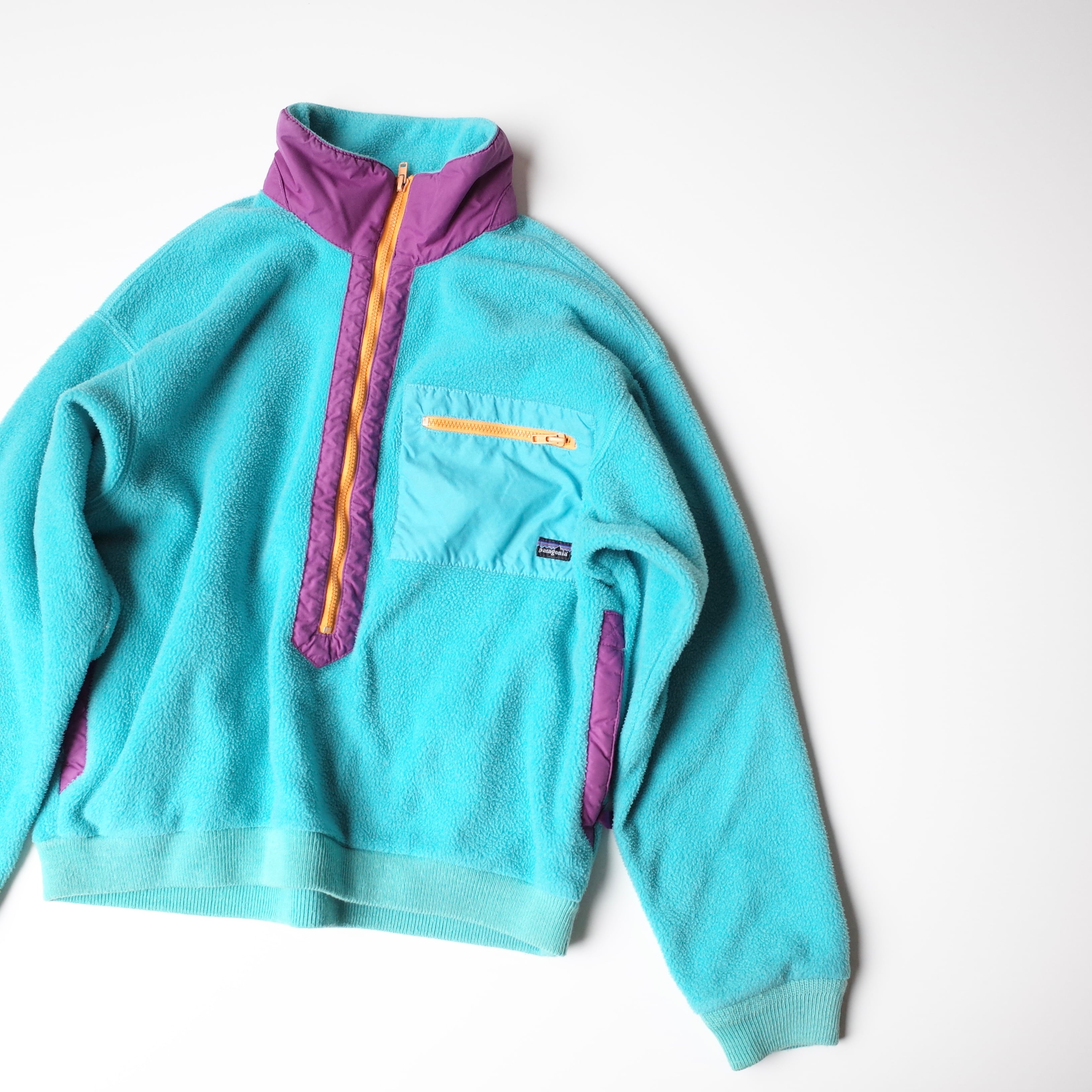 80-90s patagonia fleece jacket