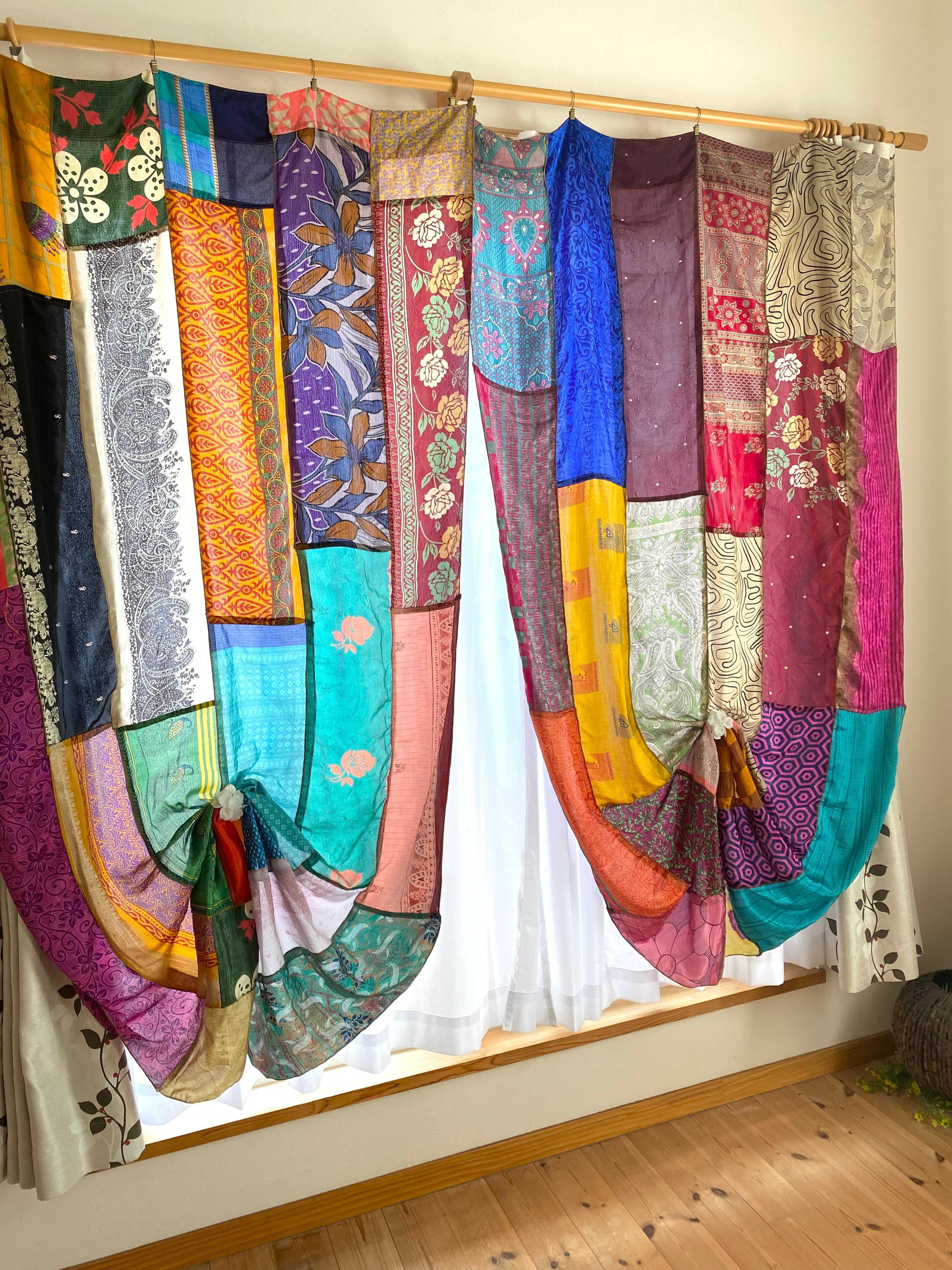 おしゃれカーテン透かし彫り星柄遮光カーテン2枚組100*178CM4 Amazon｜LEKING カーテン 星柄 透かし彫り 装飾 夢 両開き 二重