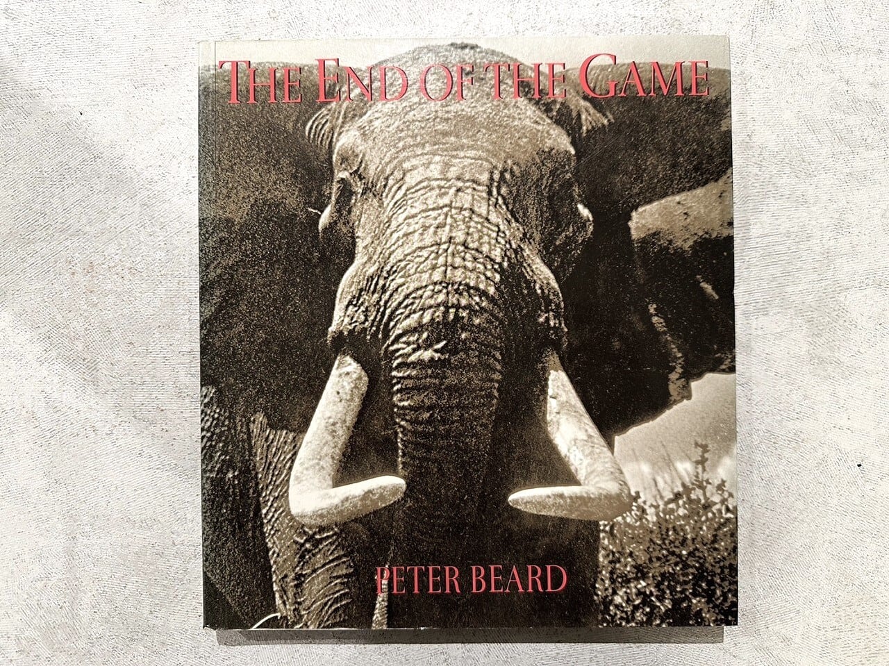 【VN075】The End of the Game /Peter Beard