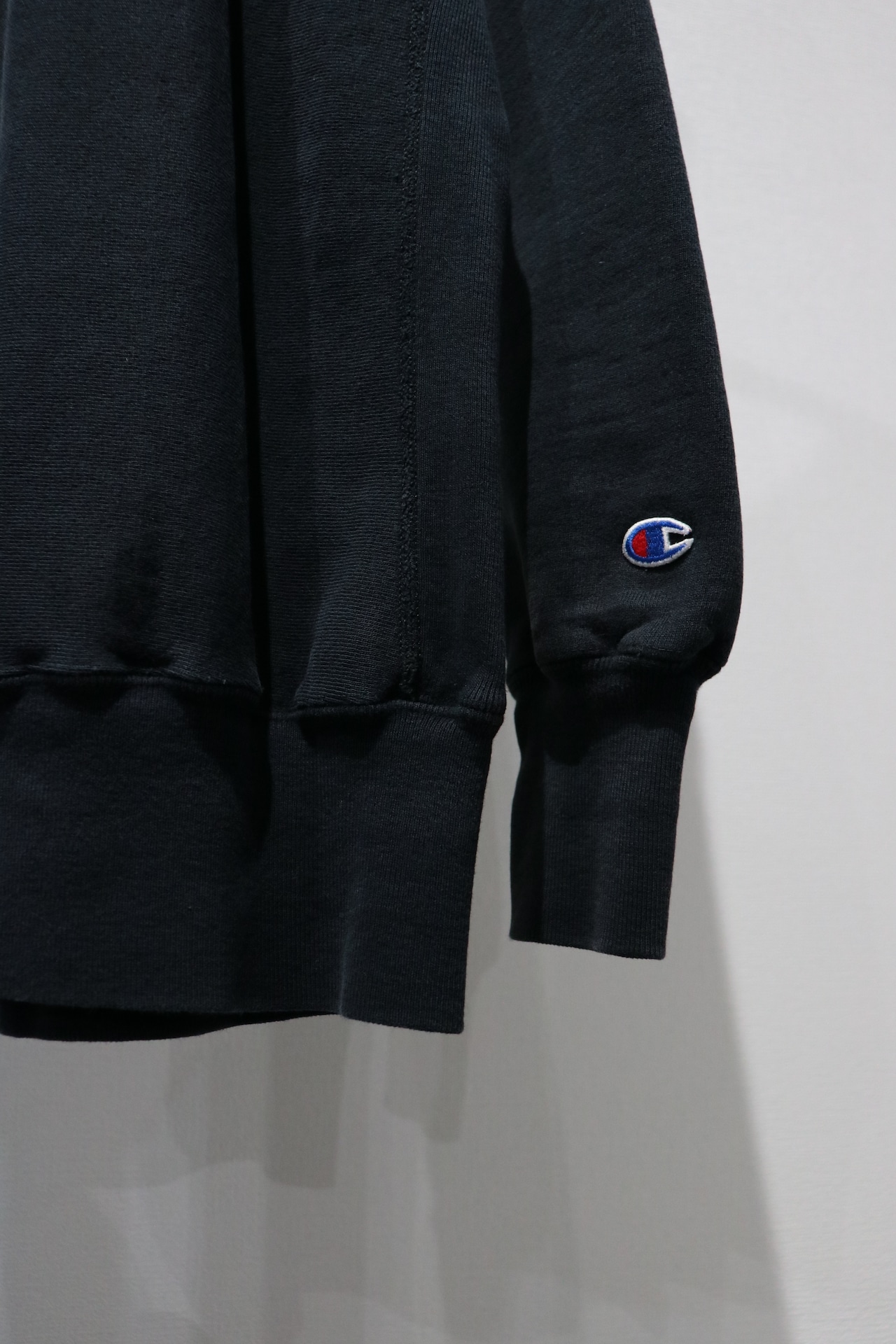 Champion Reverse Weave black sweat shirt