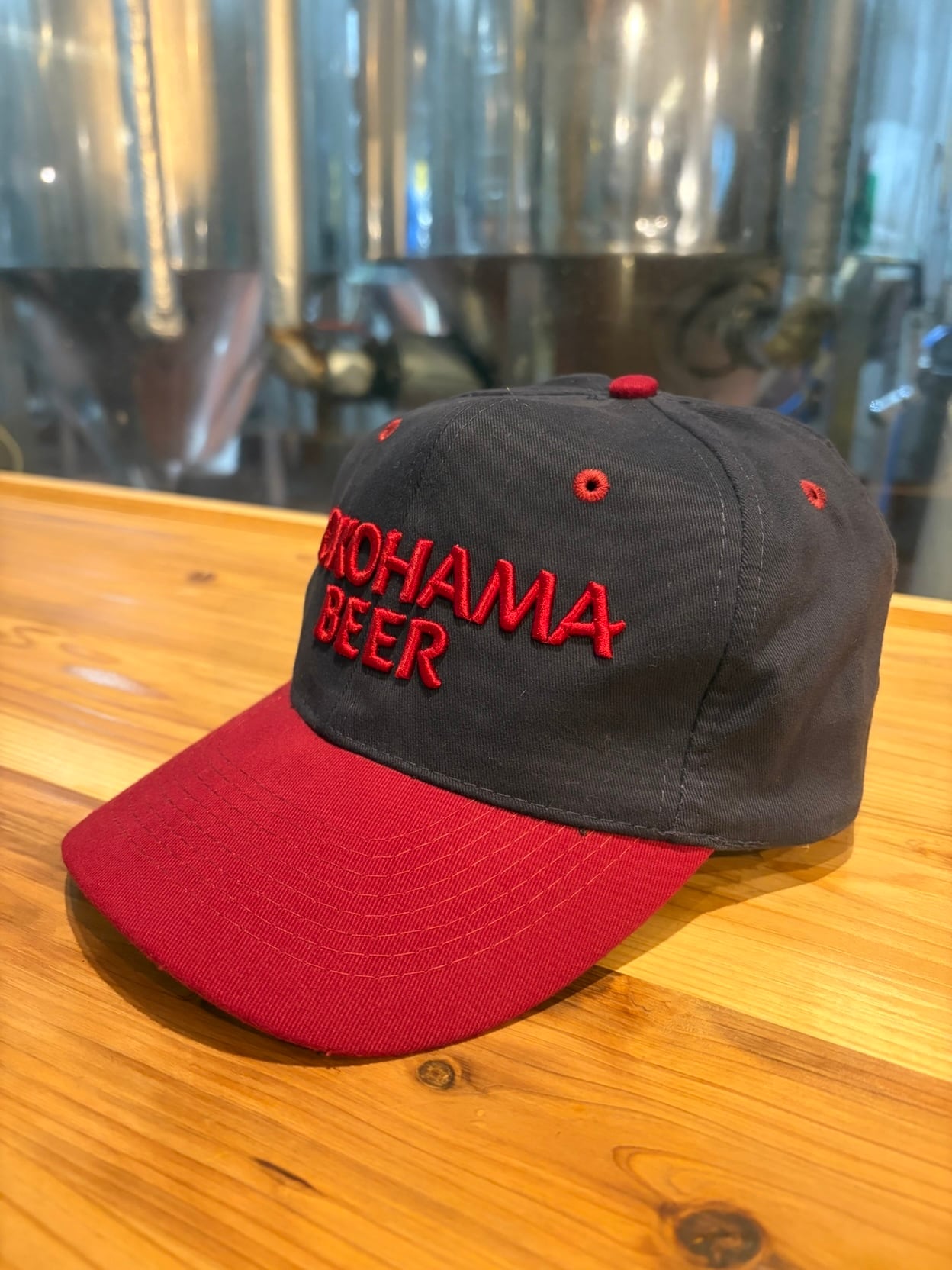 YOKOHAMA BEER クラシックOTTOキャップ【バーガンディ（ツバ）×ネイビー×ロゴ刺繍バーガンディ】