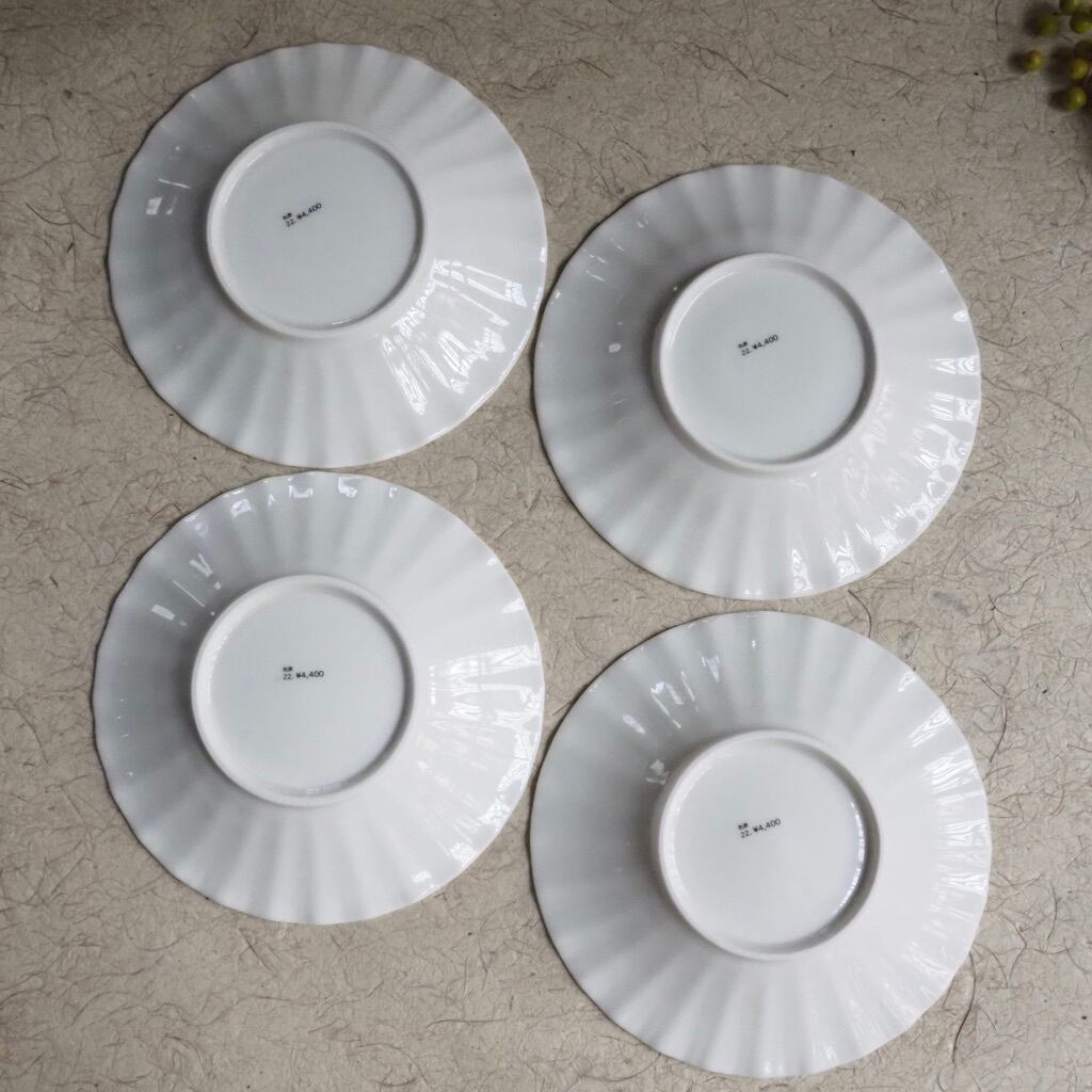 色原 昌希/白磁 レリーフ深皿 5.5寸