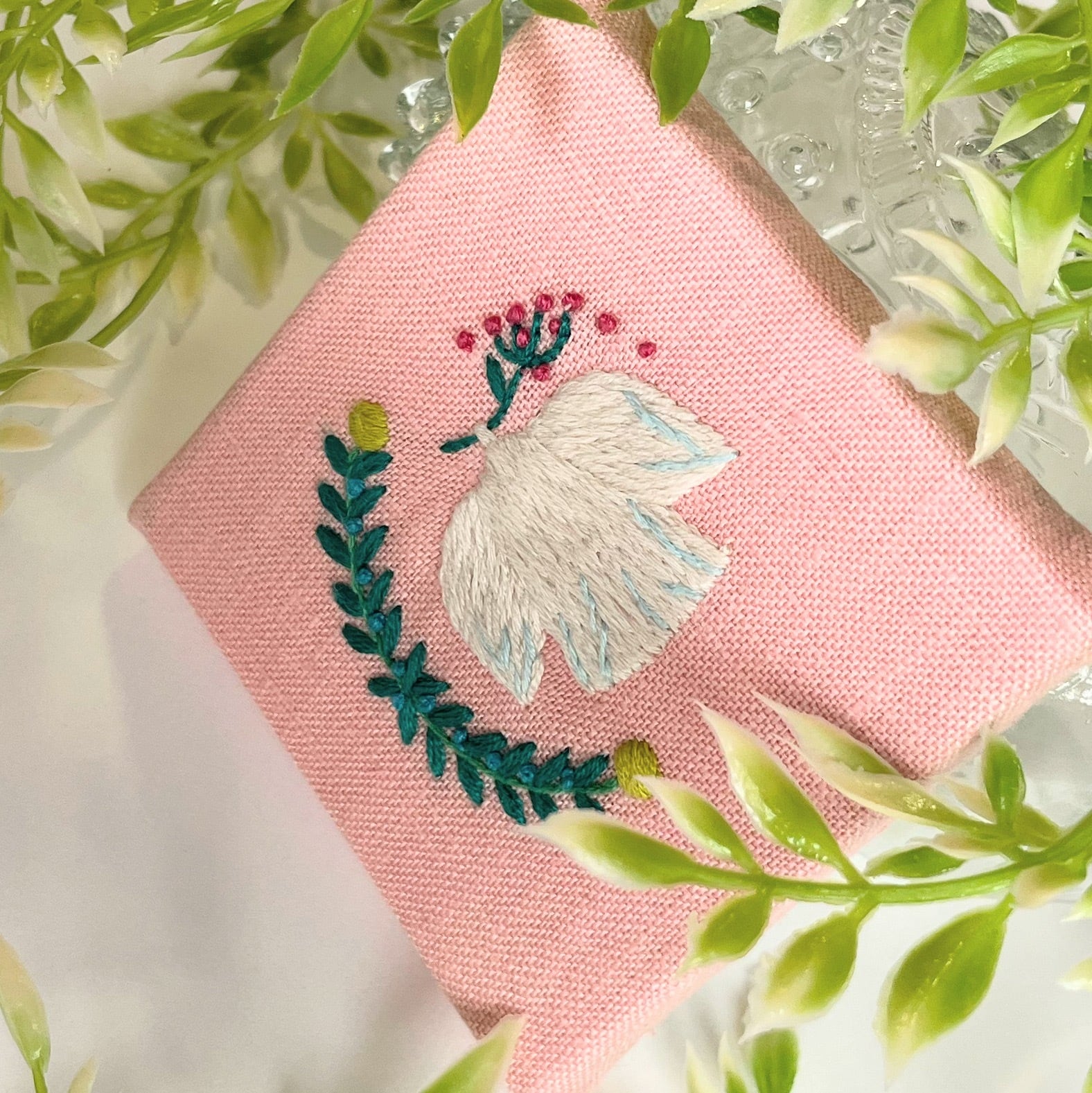 北欧風ことりと草花の刺繍パネル【hokuo】#245 | j.couture