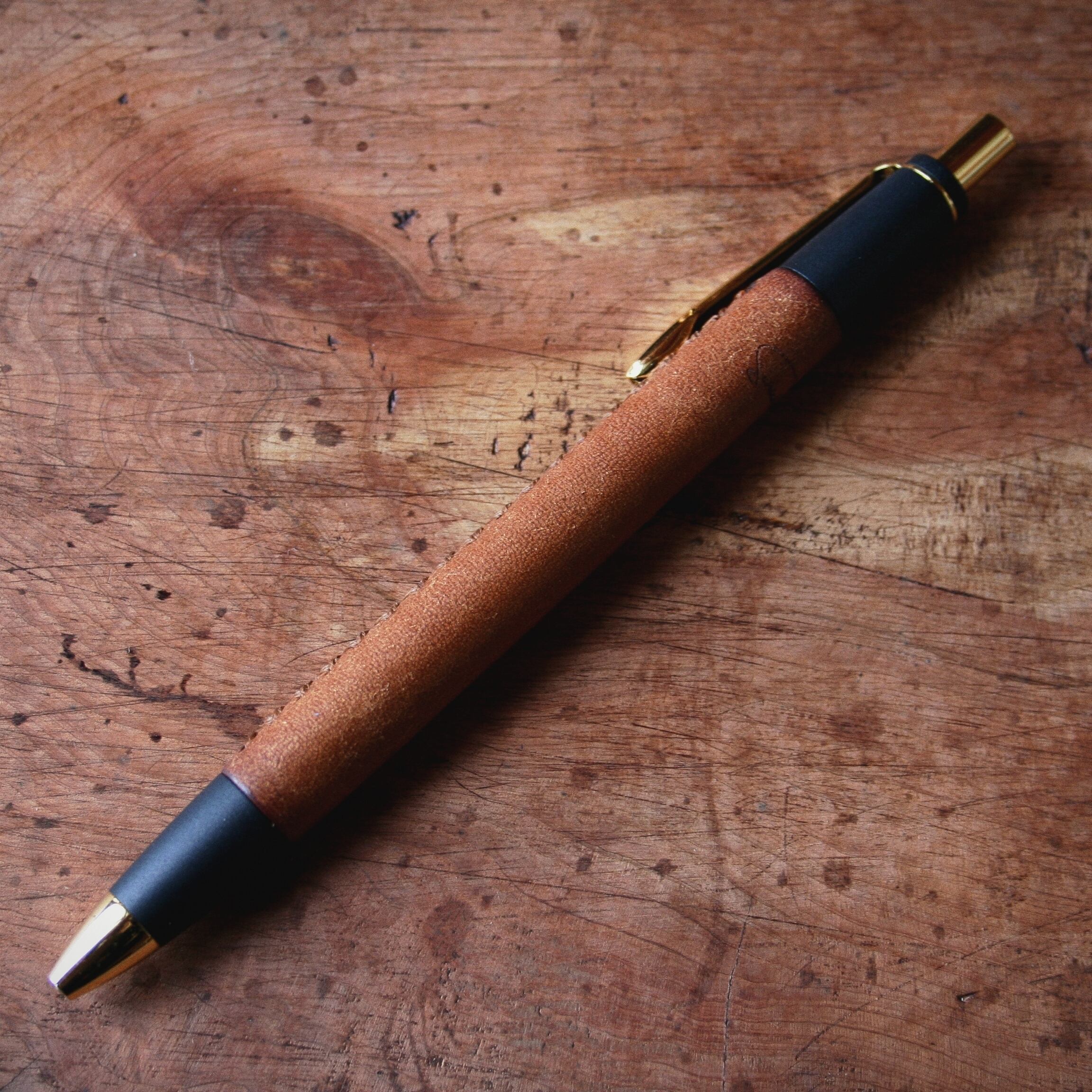 シックザール　シャーペン　プエブロ　オリーブ Schicksal/シックザール】革軸ペン シャーペン 0.5mm (プエブロ