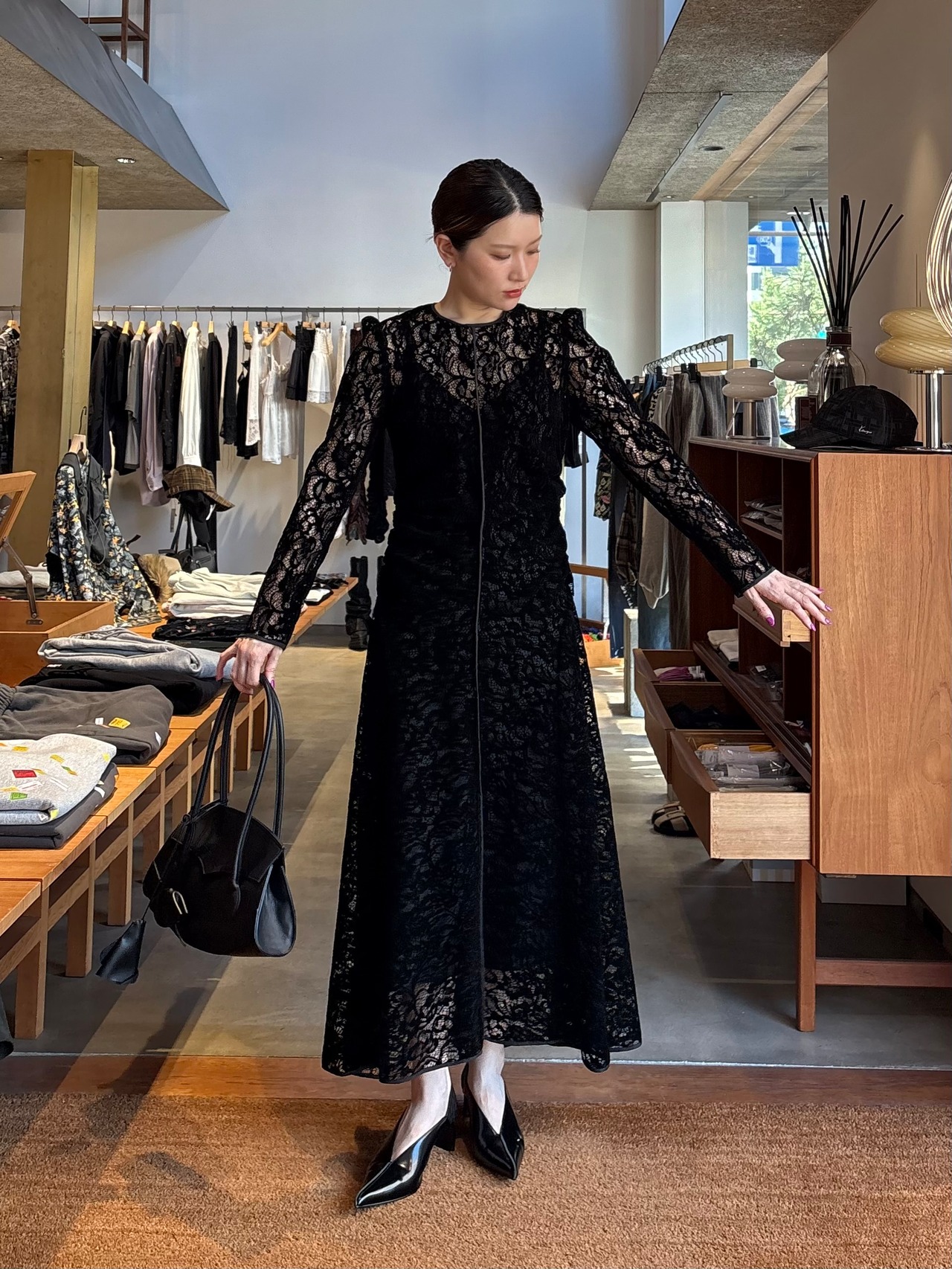 【26AW | WOMEN】FETICO フェティコ / ドレス / FLOCKED LACE GATHERED DRESS  FTC264-0804 - 5