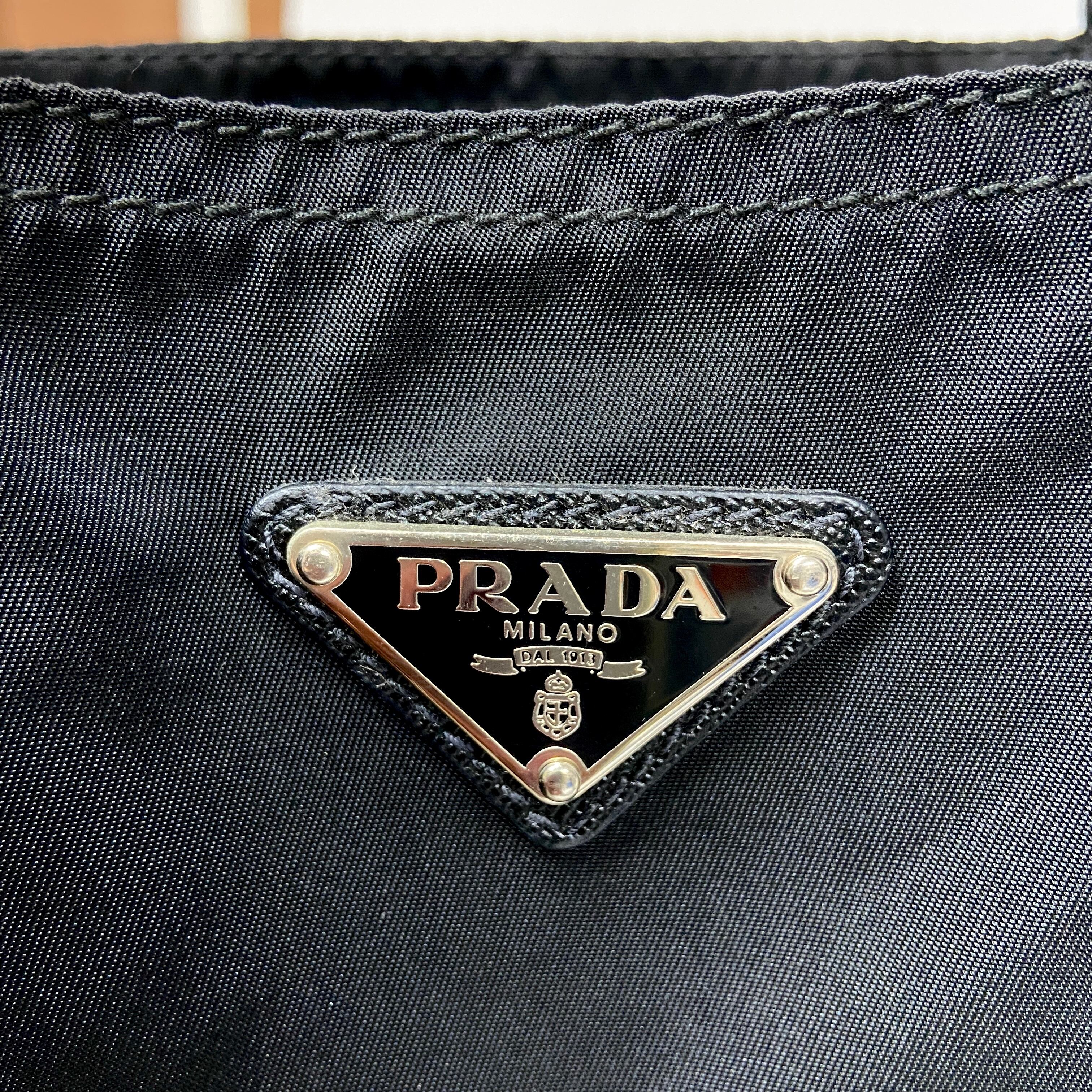 PRADA プラダ ロゴプレート お人形 トートバッグ ナイロン ブラック