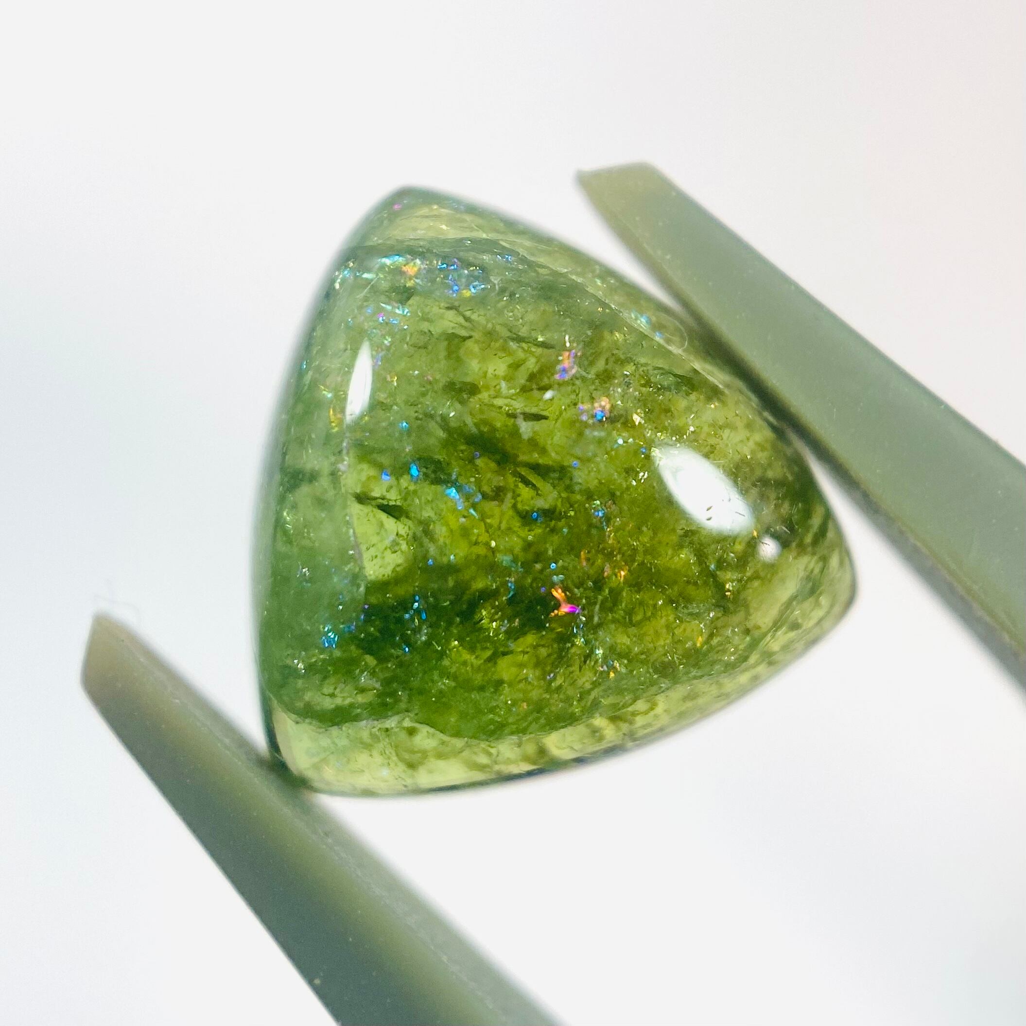 レア度高め！　レインボークロムトルマリン