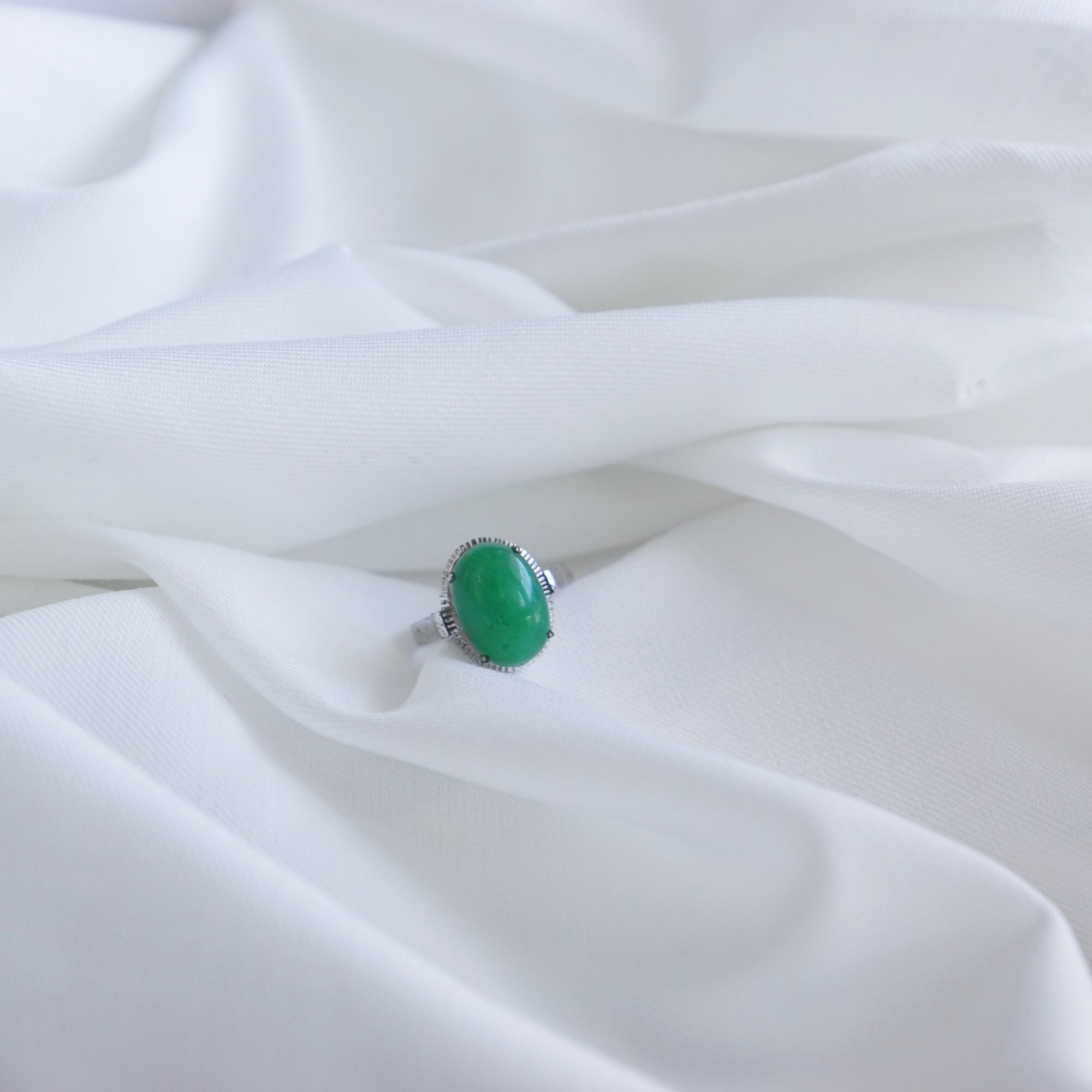 vintage ring ヴィンテージリング：翡翠とシルバーのリング14号 