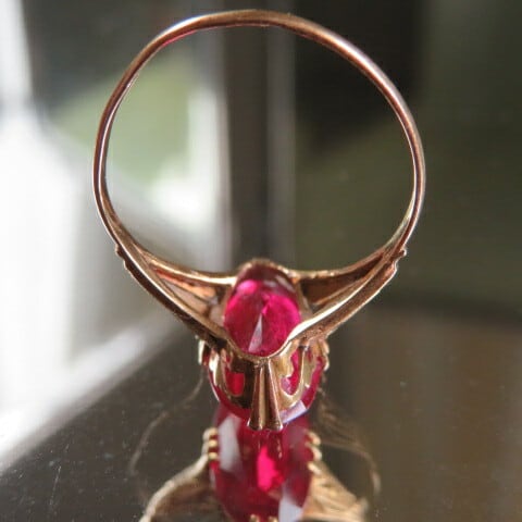 アンティークk18合成ルビーリング　美しいミル打ちと彫り　アールデコ アンティーク K18合成ルビーの繊細なリング | bonbidou22