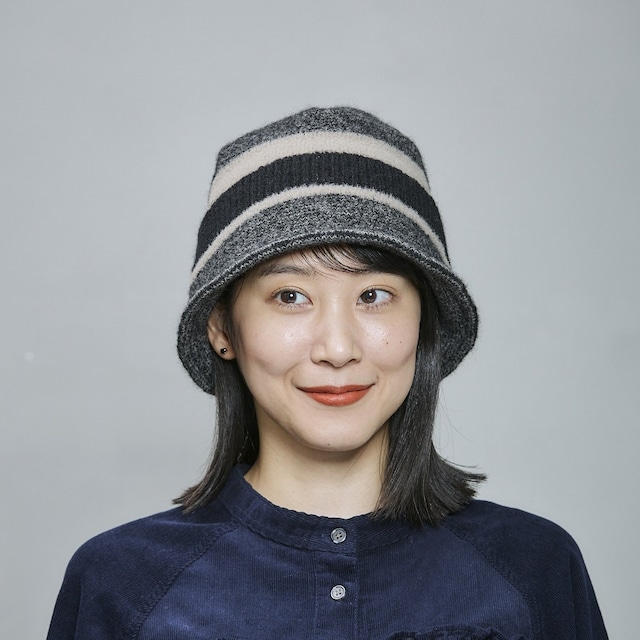 【2026AW】配色ループニットクロッシェ｜ベージュ／ブラック／グレイ　　	Contrast Loop Knit Cloche Hat