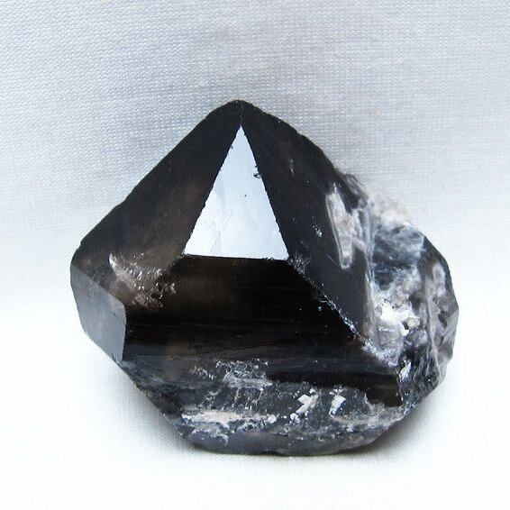 黒水晶 モリオン 原石 山東省産 一点物 171-10004