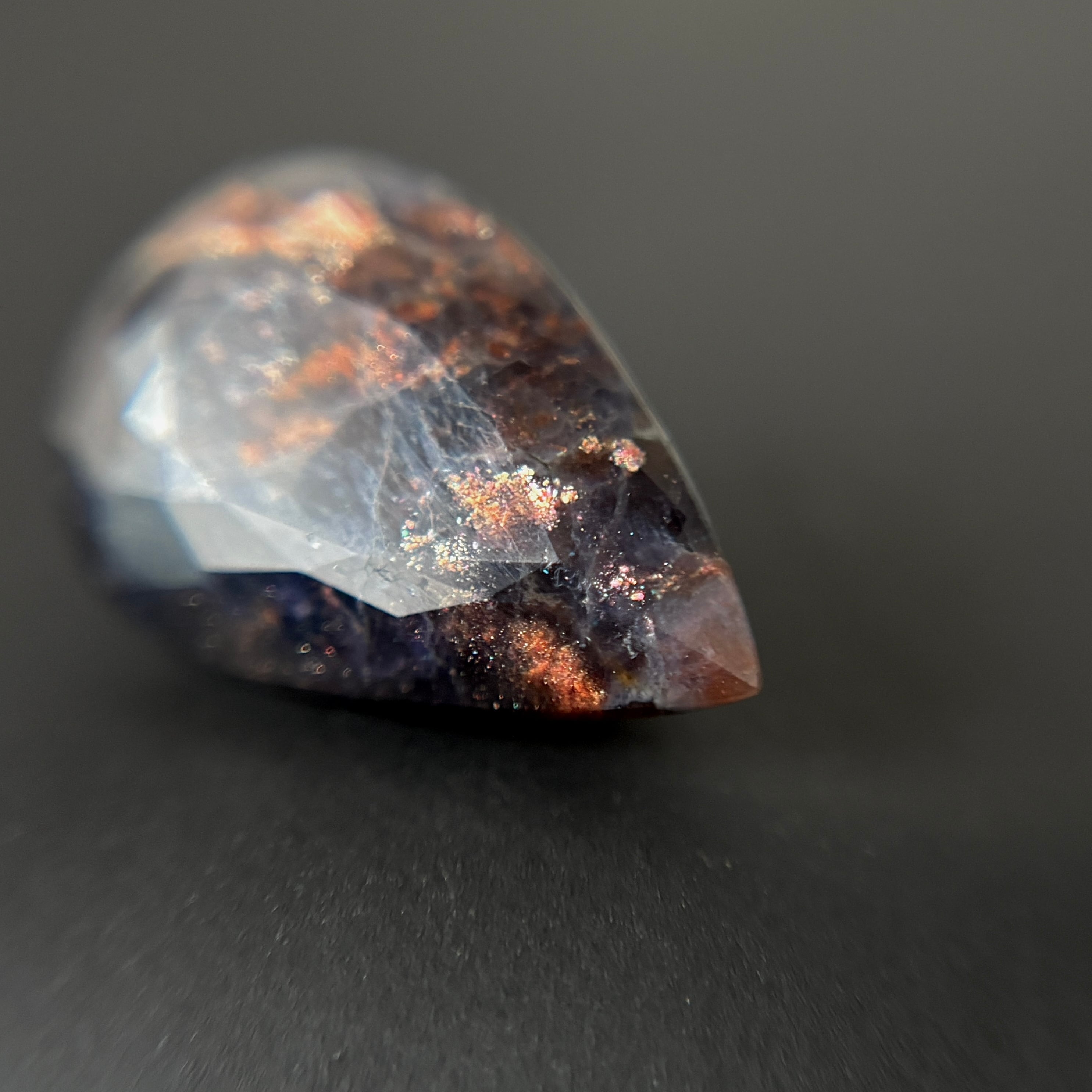 アイオライトサンストーン (ソ付) 10.53ct [01] | mit Stein