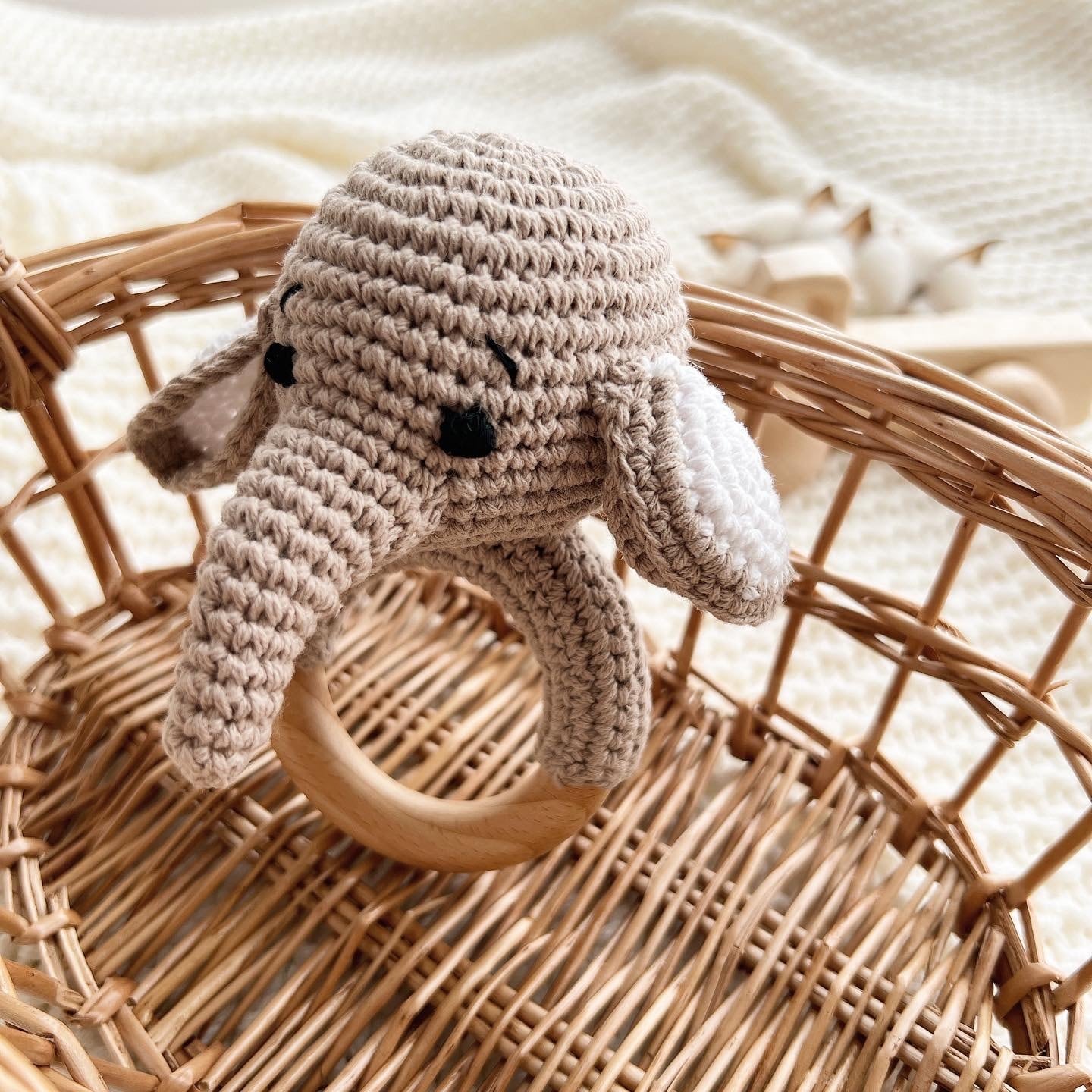 あみぐるみぞうラトル赤ちゃんおもちゃかぎ編み