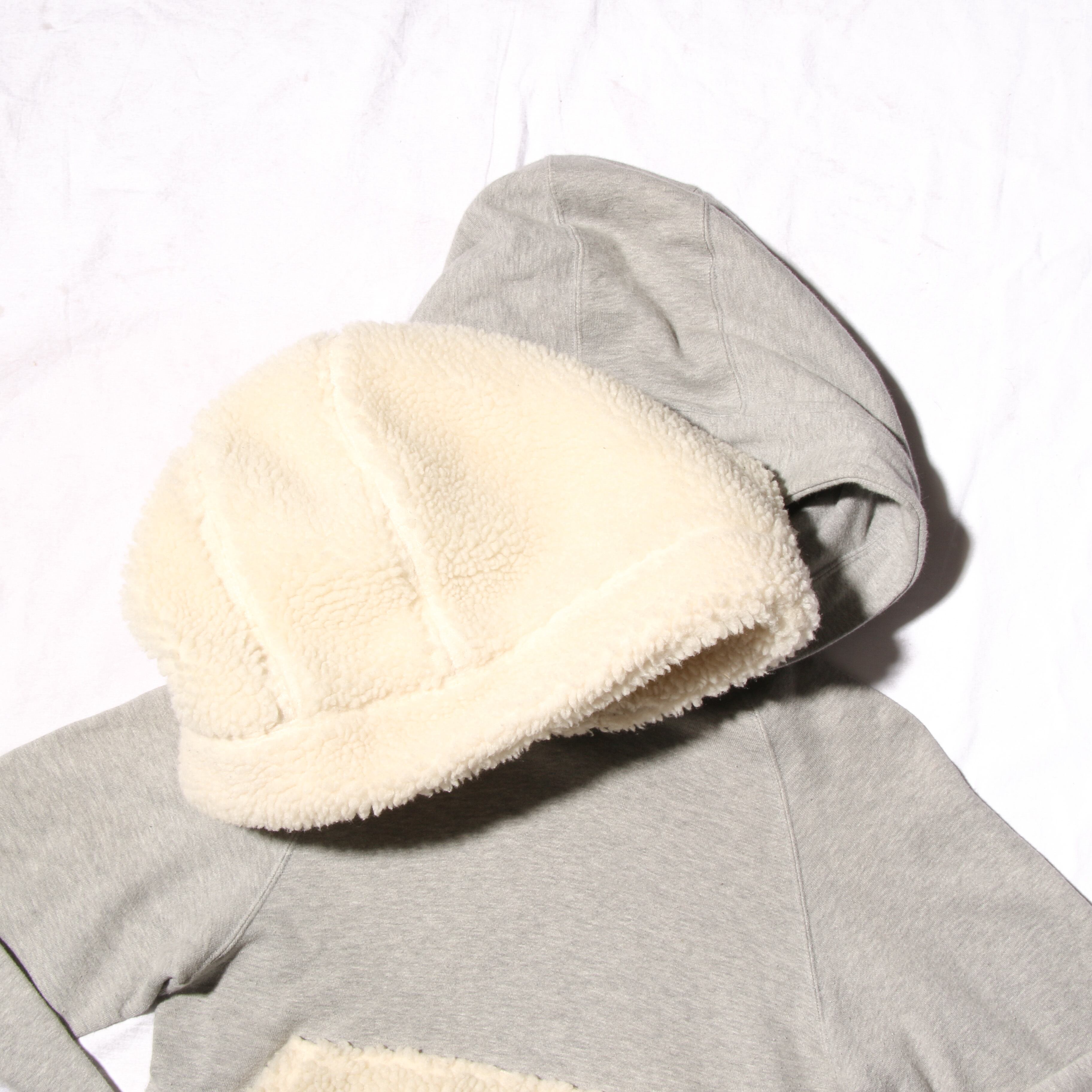 BanalChicBizarre BoaBigHoodieTop | DAMMIT