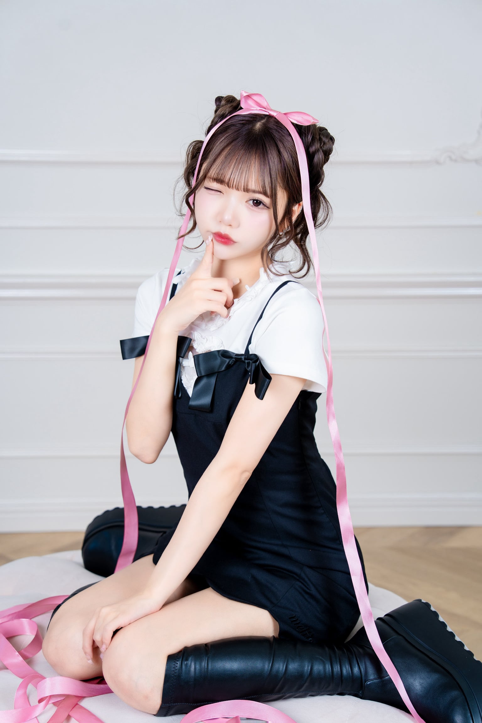 Charming Ribbon Scallop Dress