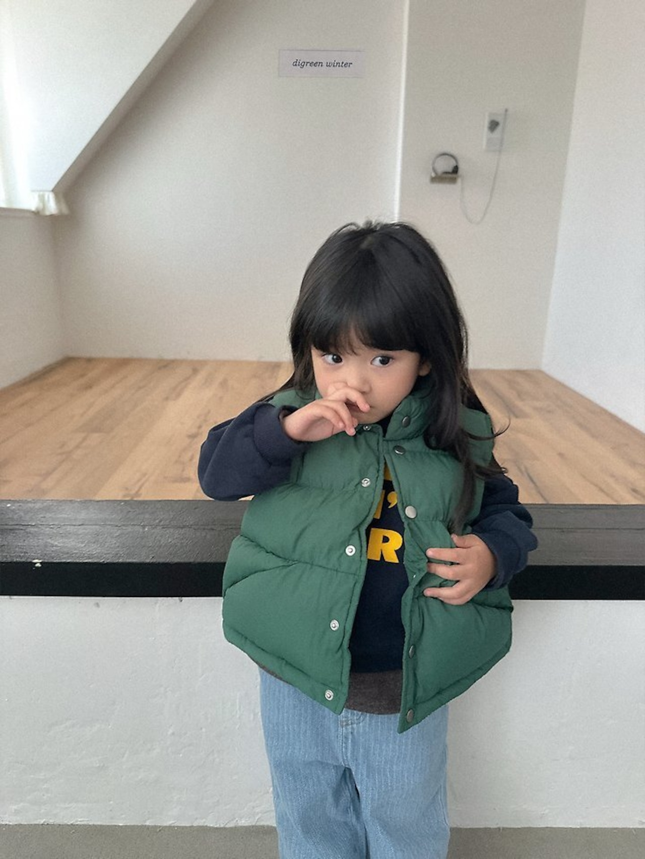 〖取寄〗韓国子供服 / 26winter / Digreen / ビビッドパディングベスト / キッズ / 冬服 *S~2XL*