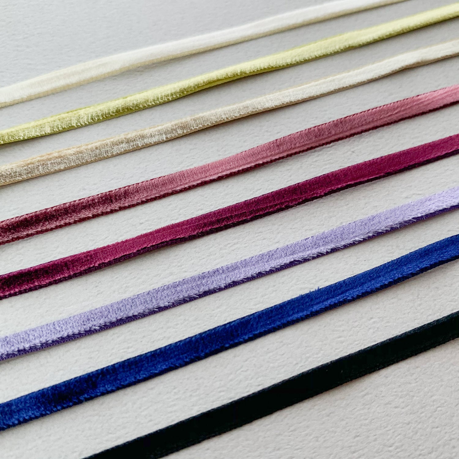 再入荷〉MOKUBA ツヤベルベットリボン（4mm/1m〜） | Dua-アクセサリー