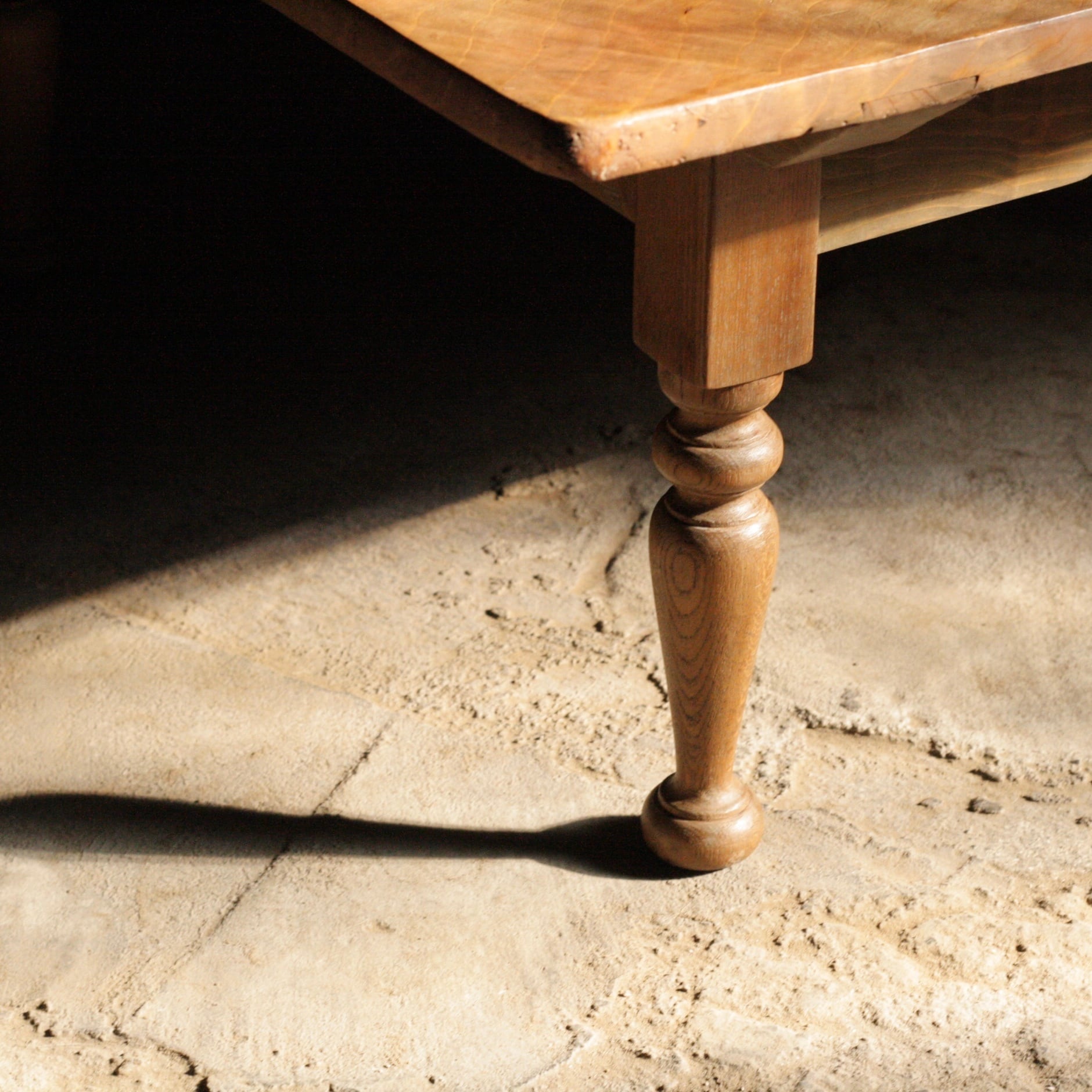 ろくろ脚のローテーブル《古家具 座卓 ローテーブル 飾り台》 | Rem