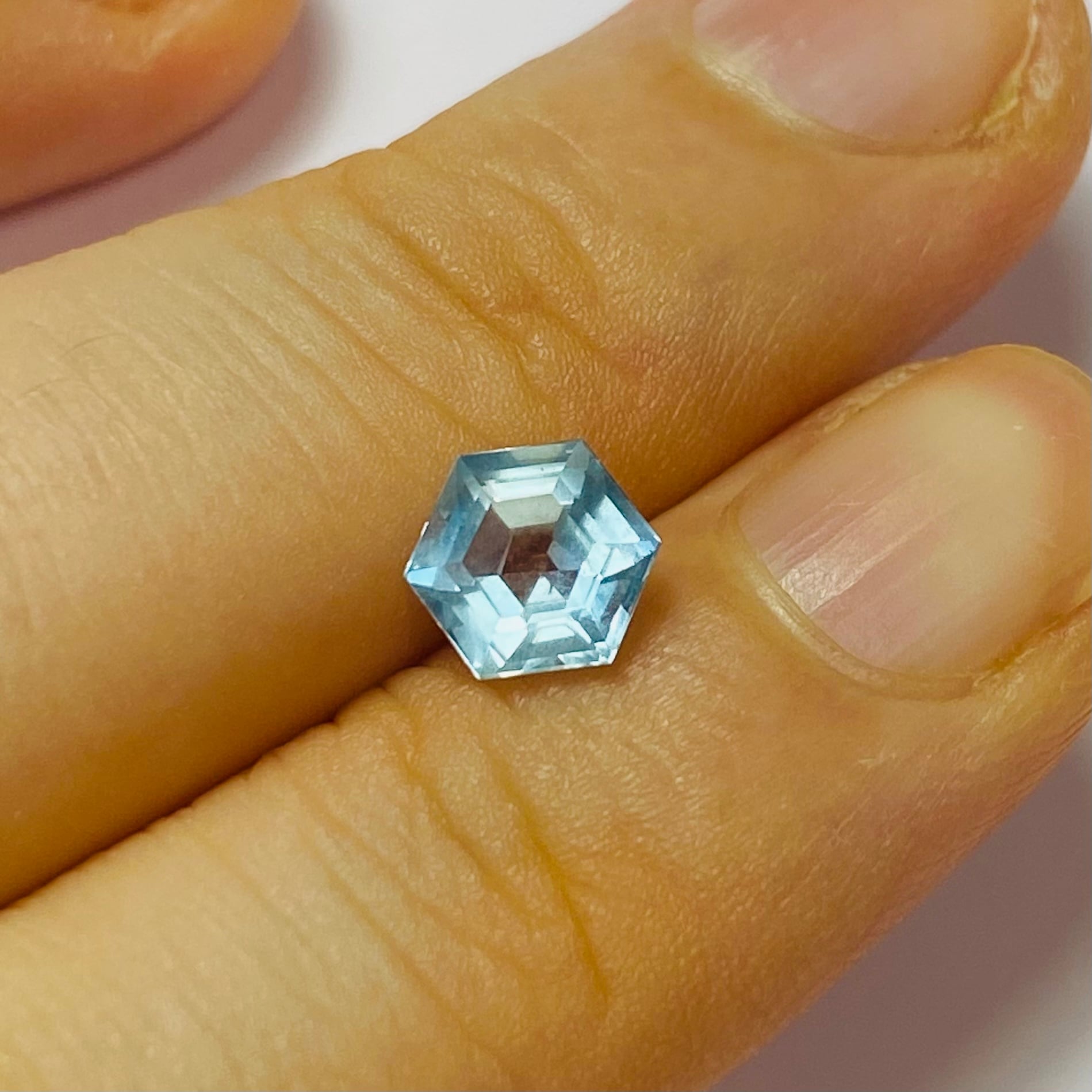 雪の結晶みたいなアクアマリン | FER