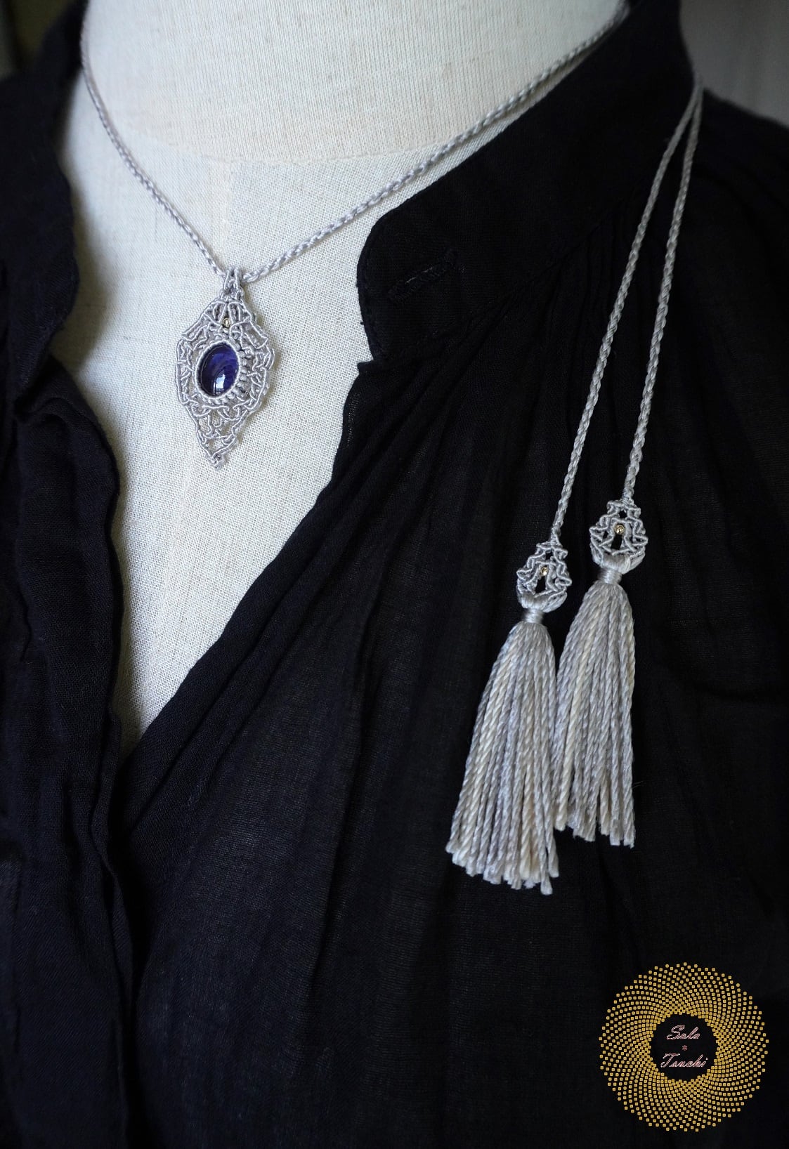 絹糸） アイオライトのマクラメ編みペンダント 〜Tag〜 | Sola*Tsuchi