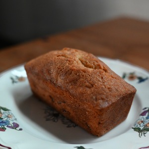 いちじくのブランデーパウンドケーキ　ハーフサイズ(焼き菓子・ギフト・プレゼント・クリスマスギフト)
