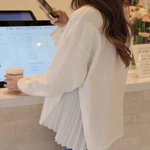 【送料無料】 トップス Tシャツ 袖あり 長袖 クルーネック Aライン フレア プルオーバー かわいい 大人可愛い 大人女子 こなれ感 シンプル カジュアル 大人 上品 おしゃれ お洒落 ラフ コンサバ エレガント 無地 秋 30代 40代 レディース 女性用 ママ ママ服 デート お出かけ お茶会 女子会 休日 演奏会 授業参観 ビジネス 着回し プチプライス デイリーユース 普段使い 韓国 韓国系 ファッション コーデ スタイル 楽ちん 定番アイテム 着痩せ 大きいサイズ フリーサイズ 大きい ゆる