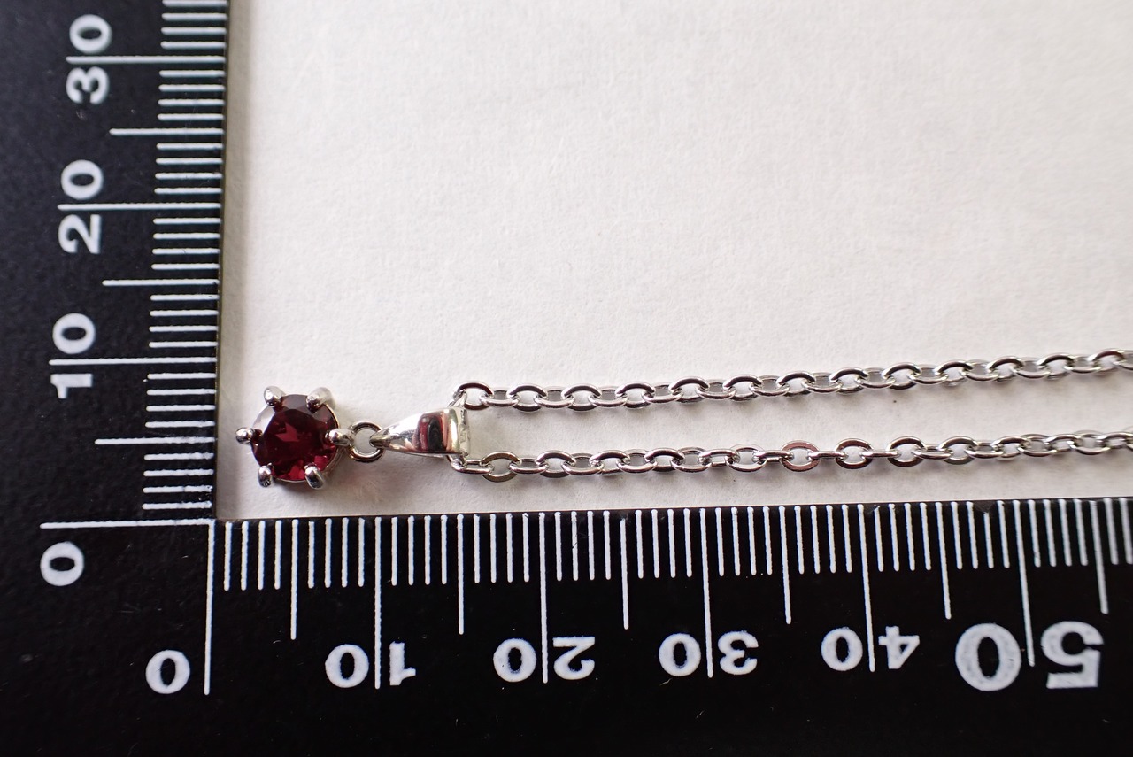 ロードライトガーネットネックレス　0.71ct　[C7‐465]