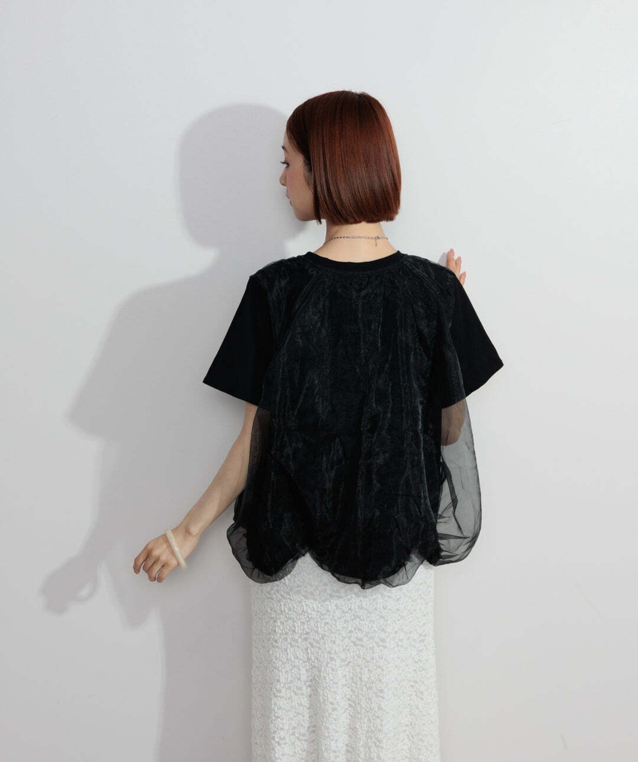 2605147 オーバーチュールスカラップTシャツ black