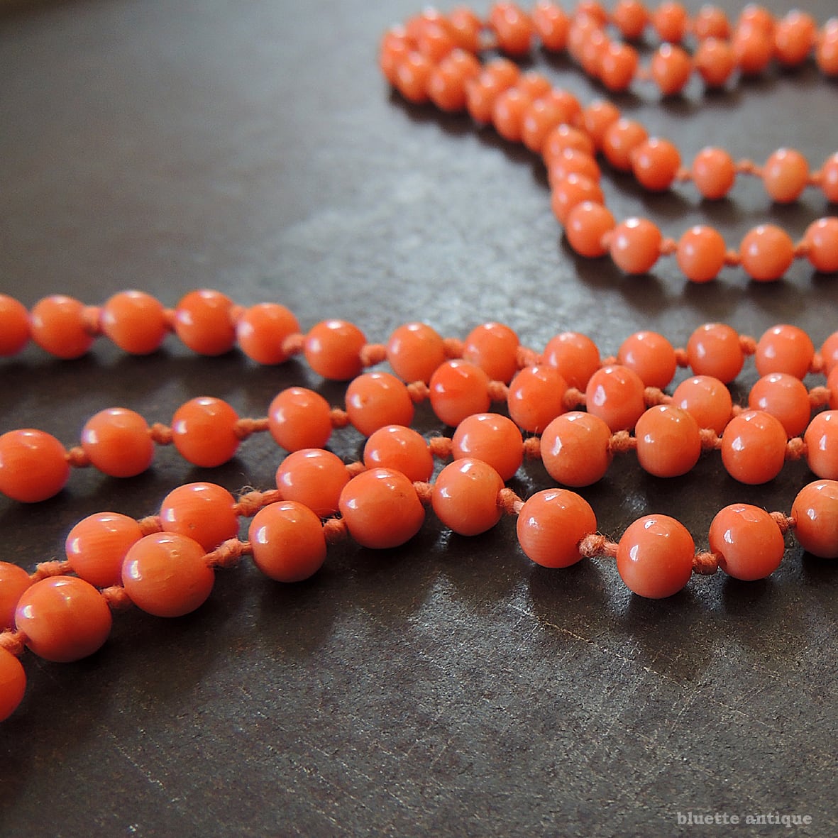 英国アンティークジュエリー 9ctゴールド コーラル ロングネックレス