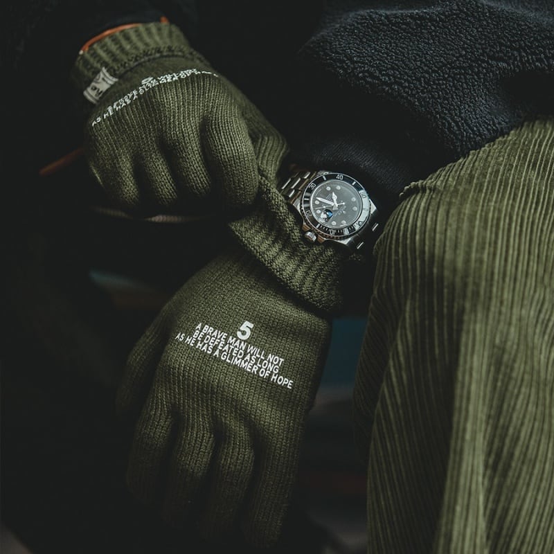 しっかりフィットするプリントニットグローブ A18166