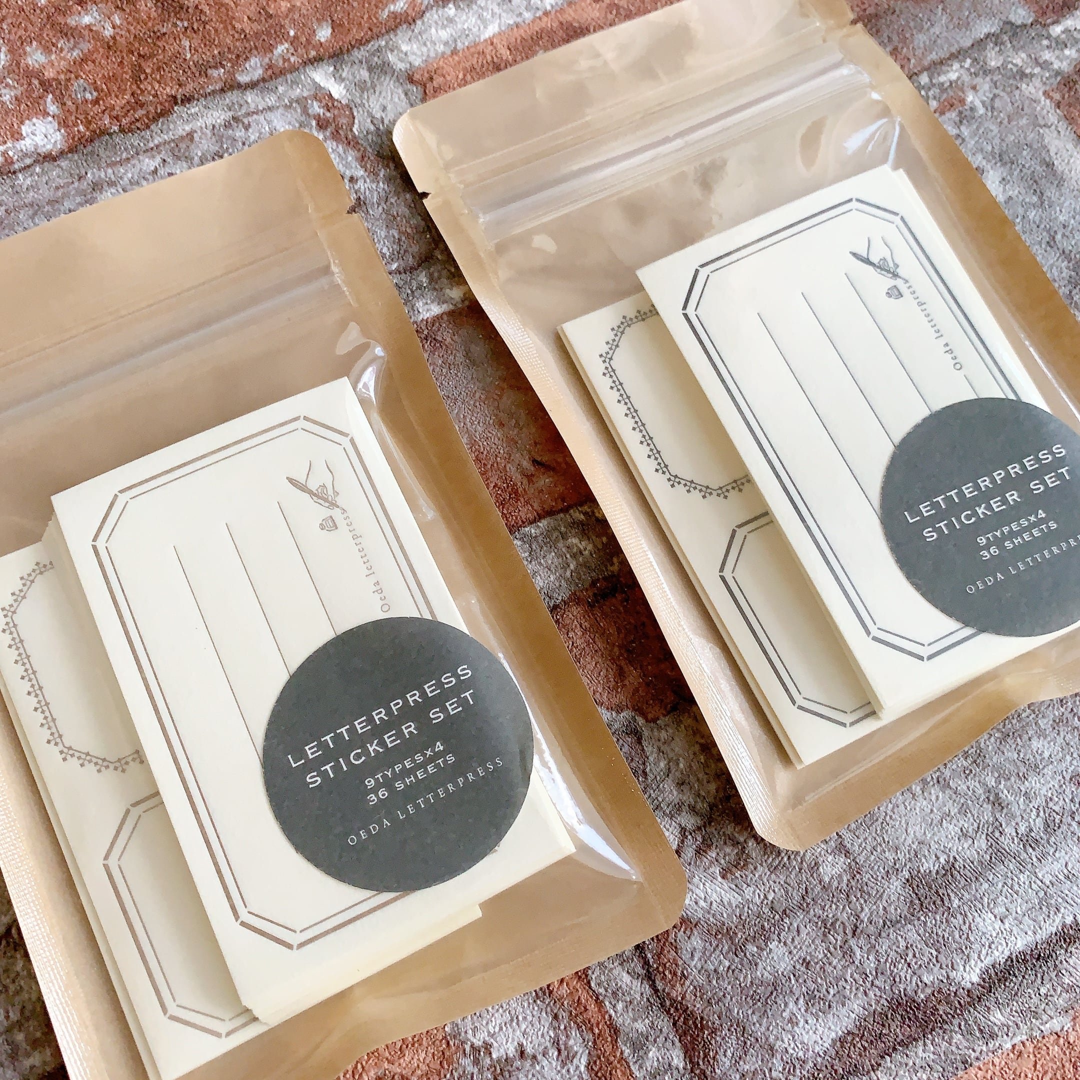 LETTERPRESS sticker set【Bronze / Black】活版印刷 大枝活版室