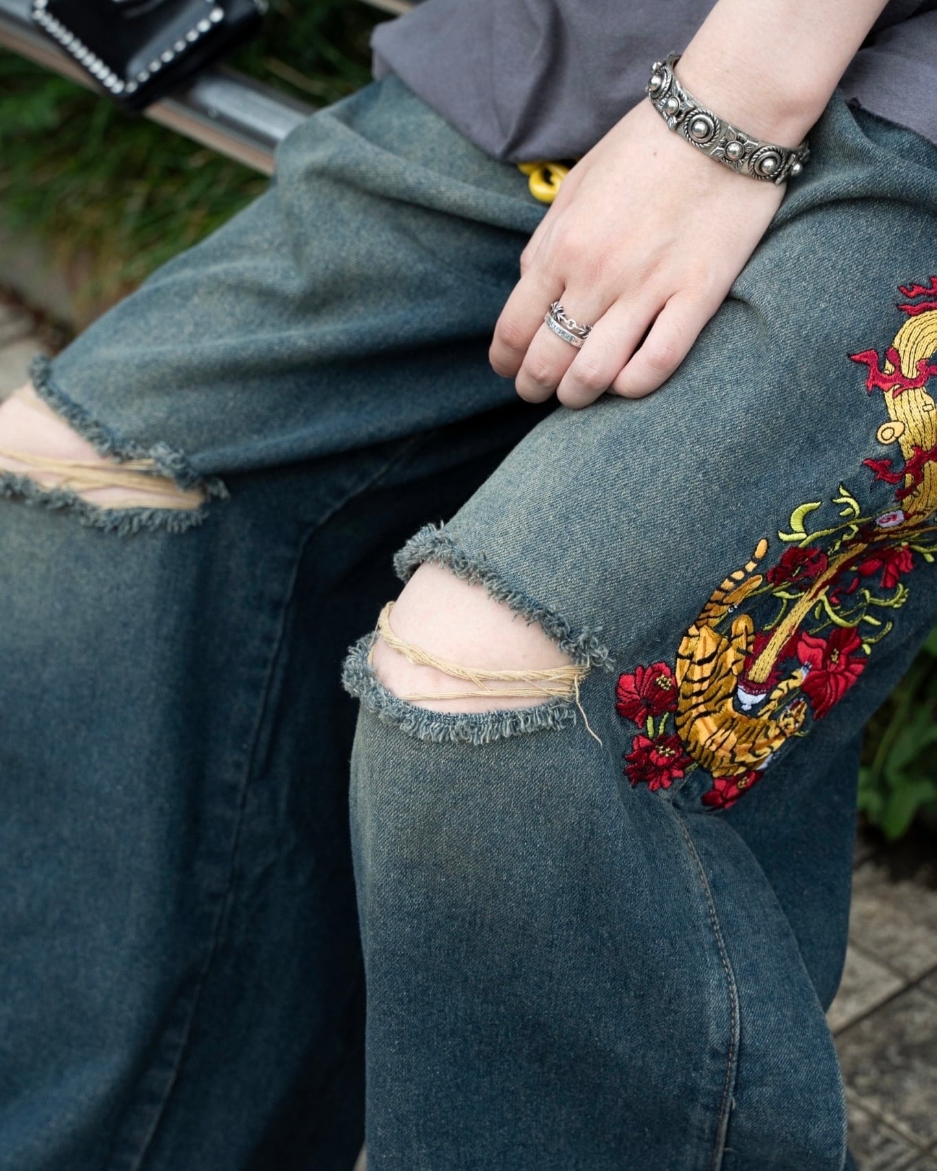 Tiger black denim pants | チュウカタベタイ Tiger black denim pants | チュウカタベタイ